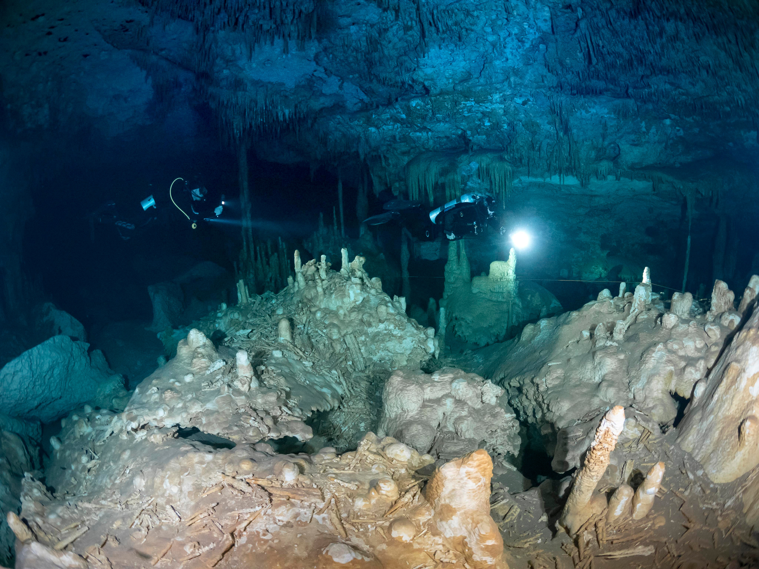 Senote. Your photographer on land and under water— Alexey Zaytsev