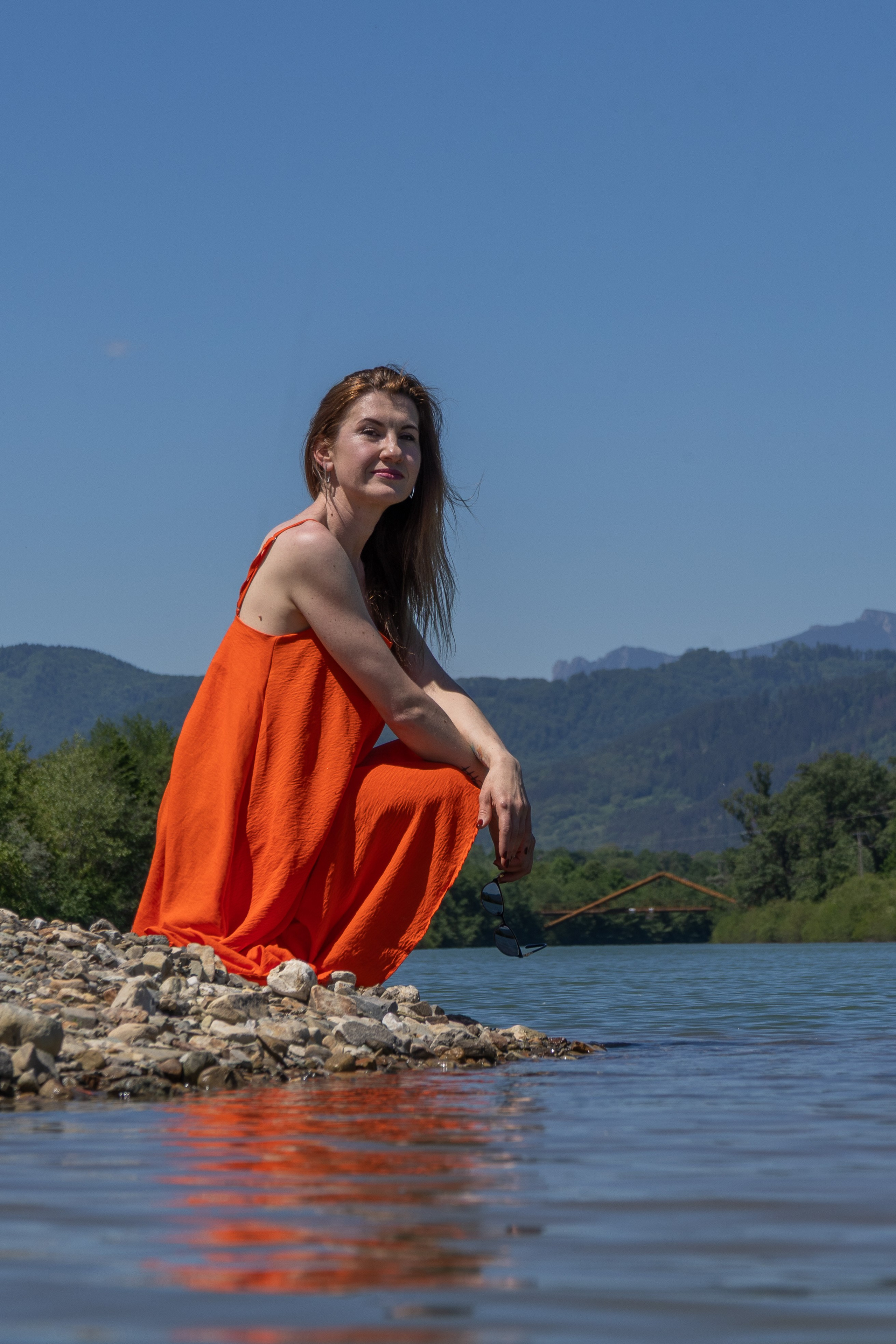 Oana G. Fotograf. Lucrez cu oameni, produse și spații. Portret și fotografie creativă. Bacău, România. Lidia Savinoiu