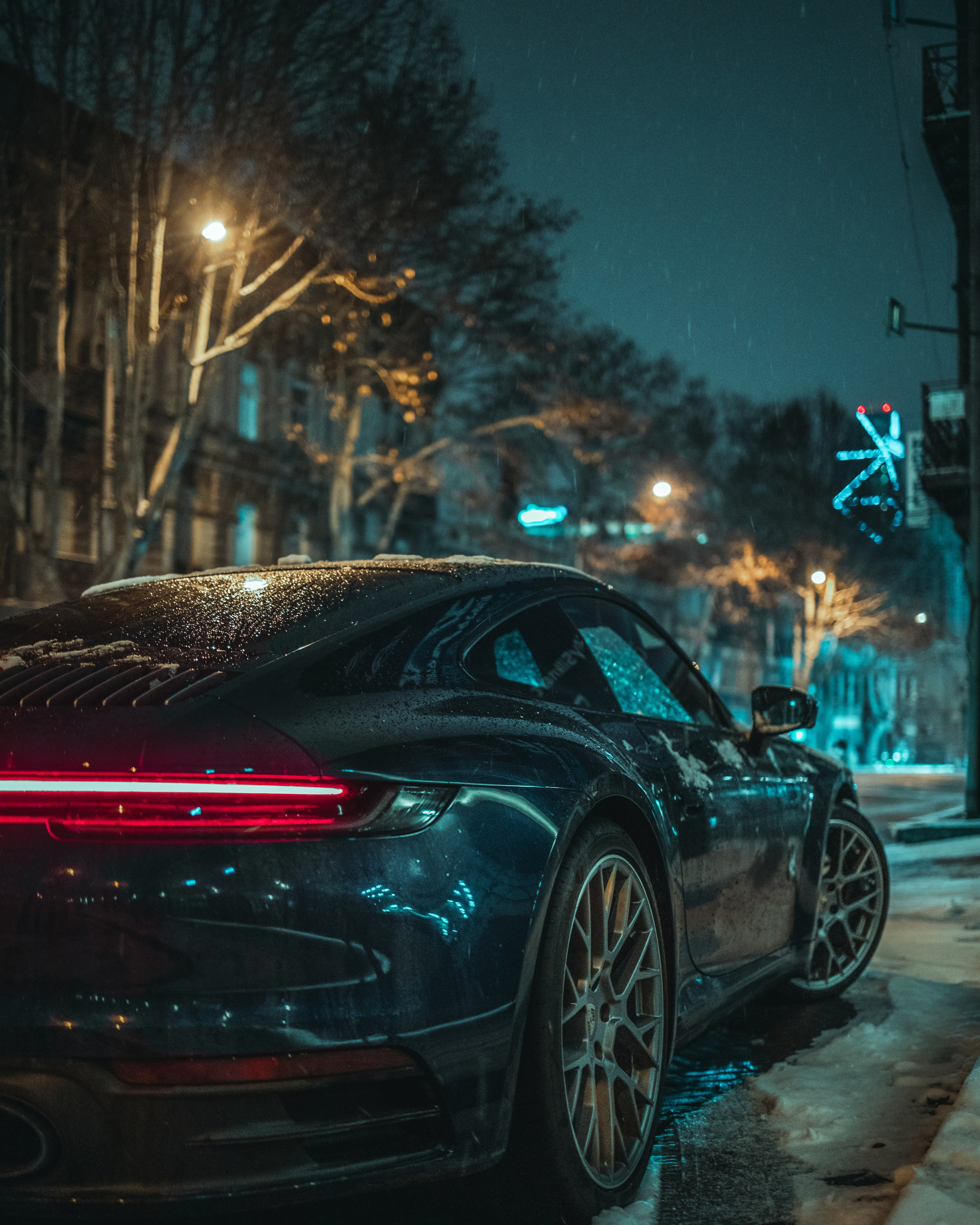 T B I L I S I. Bspander