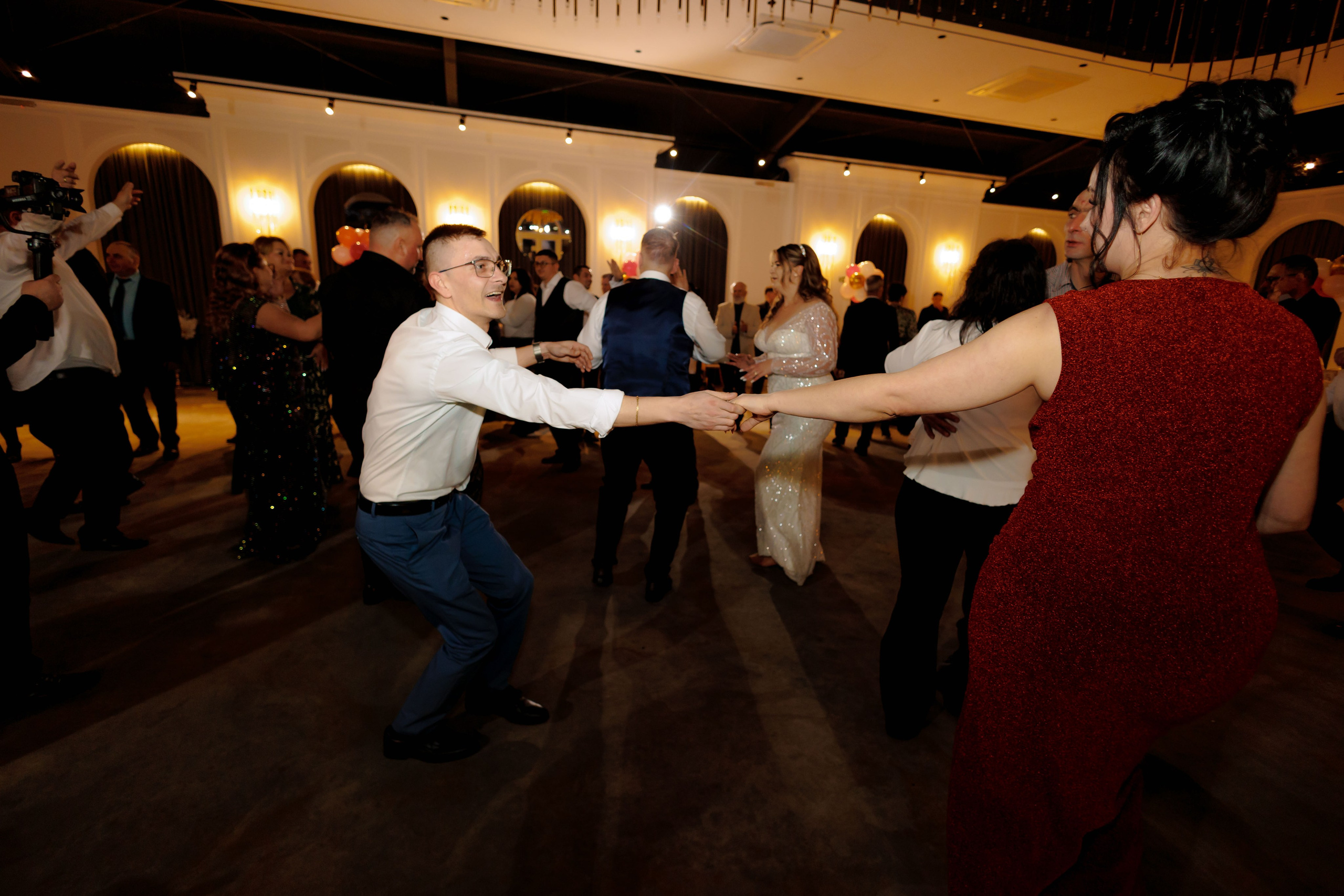 Povestea voastră, regizată de noi |Cristi Turculet Videograf Nuntă Suceava | wedding highlight. Servicii foto-video profesionale, pentru momente de neuitat