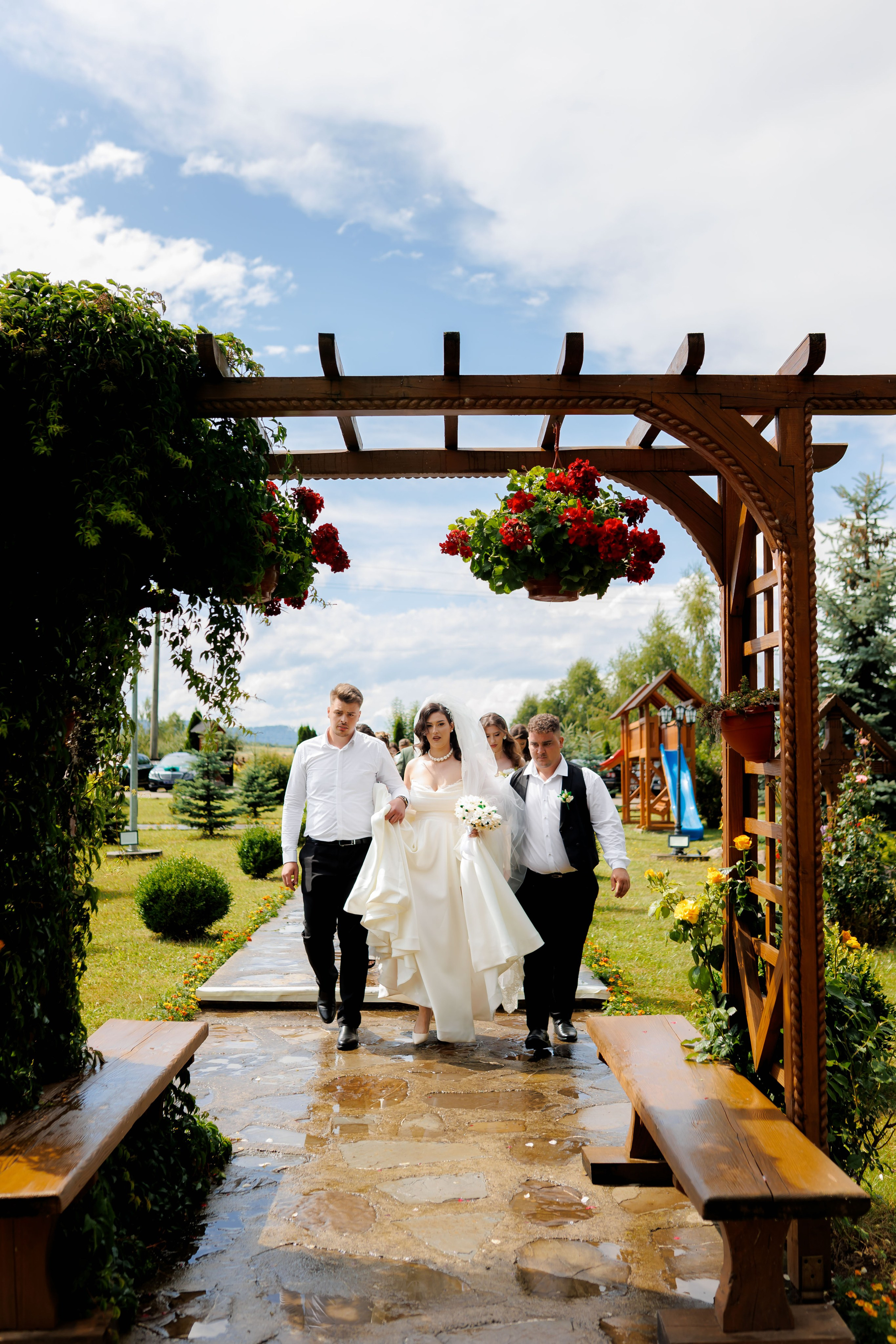 Nunta Nicoleta & Răzvan | Fotografie & Videografie Profesională. Servicii foto-video profesionale, pentru momente de neuitat