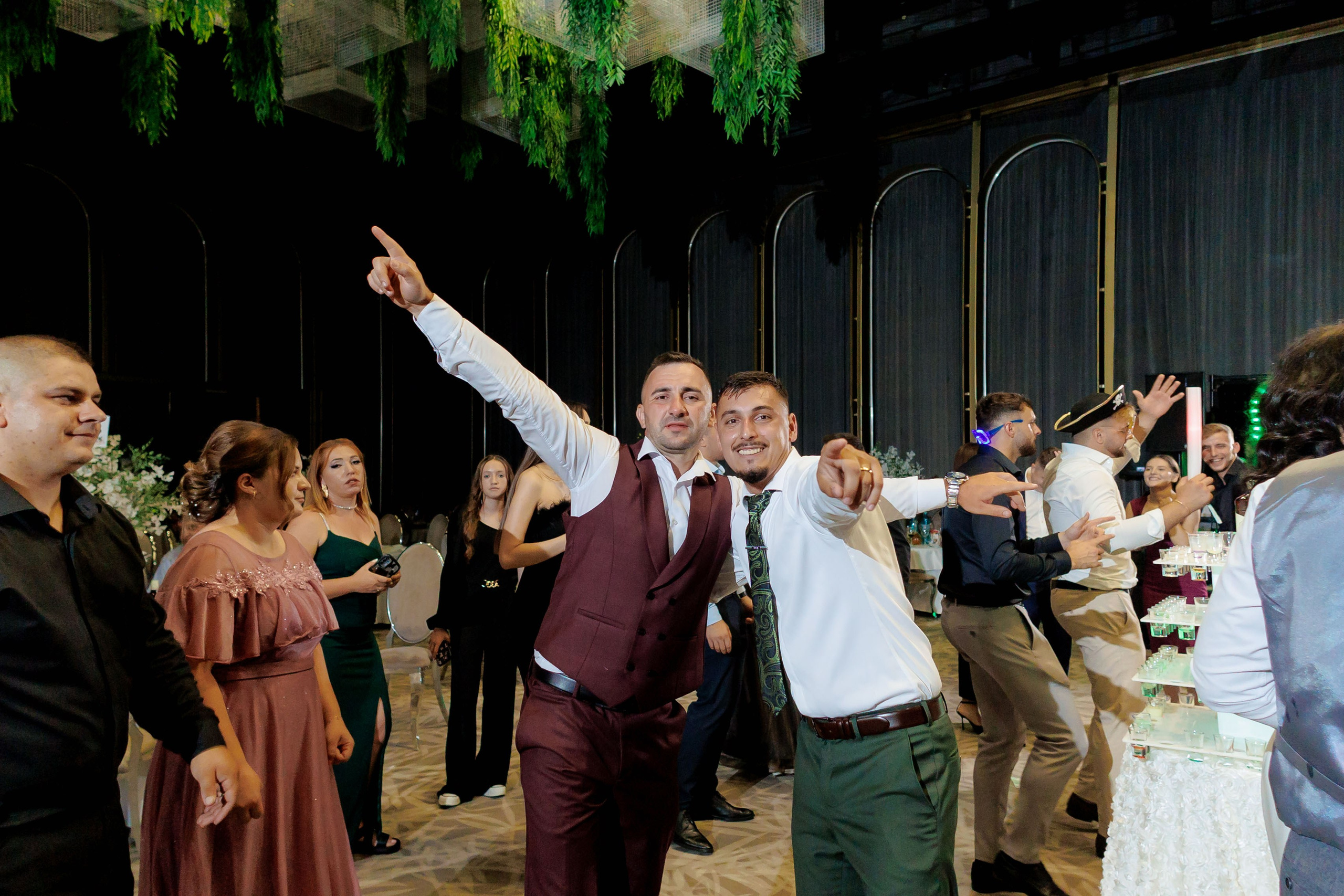 Nunta Nicoleta & Răzvan | Fotografie & Videografie Profesională. Servicii foto-video profesionale, pentru momente de neuitat