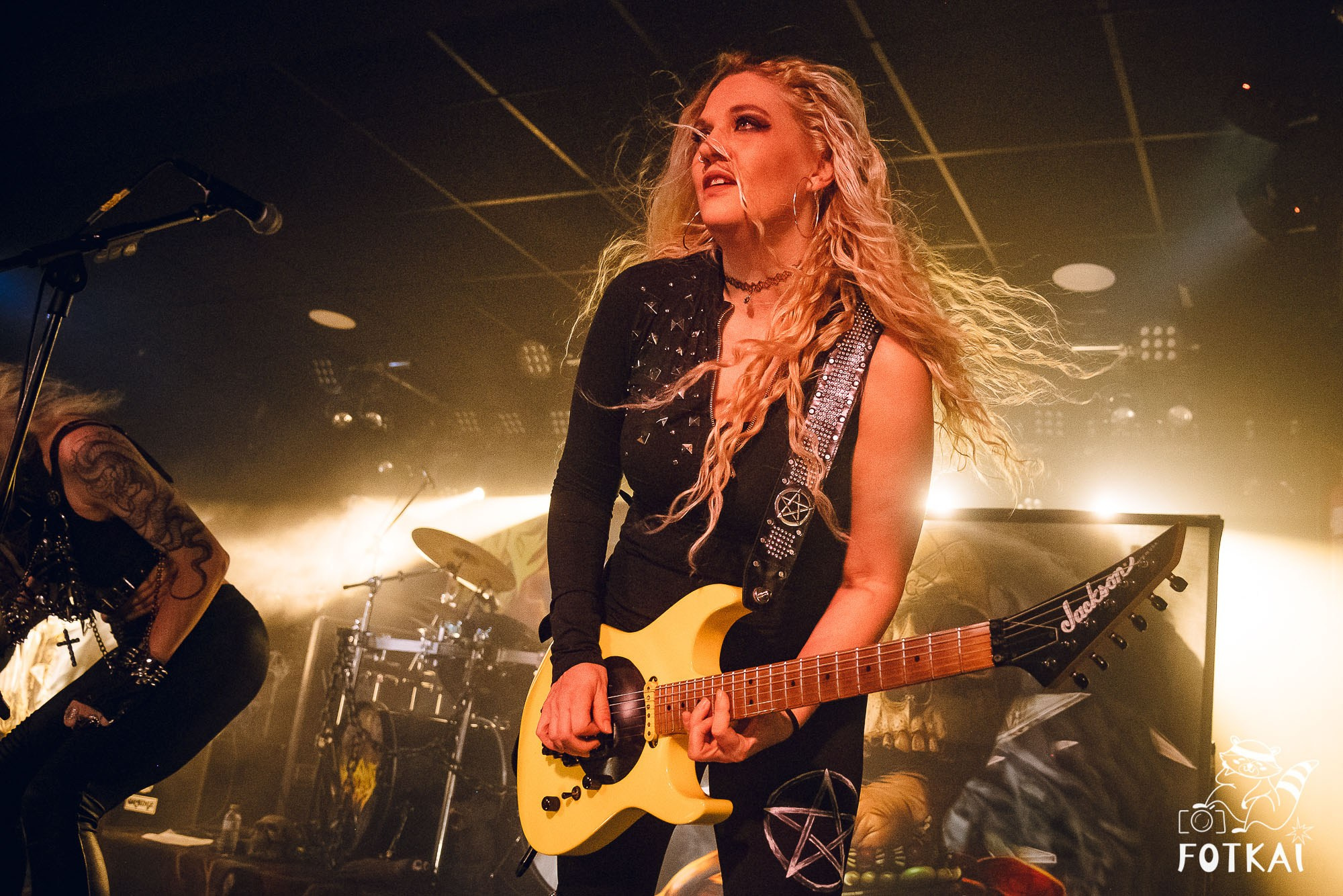 Burning Witches — Reportaje fotográfico en Murcia 2026 | Fotografía de conciertos España | FOTKAI