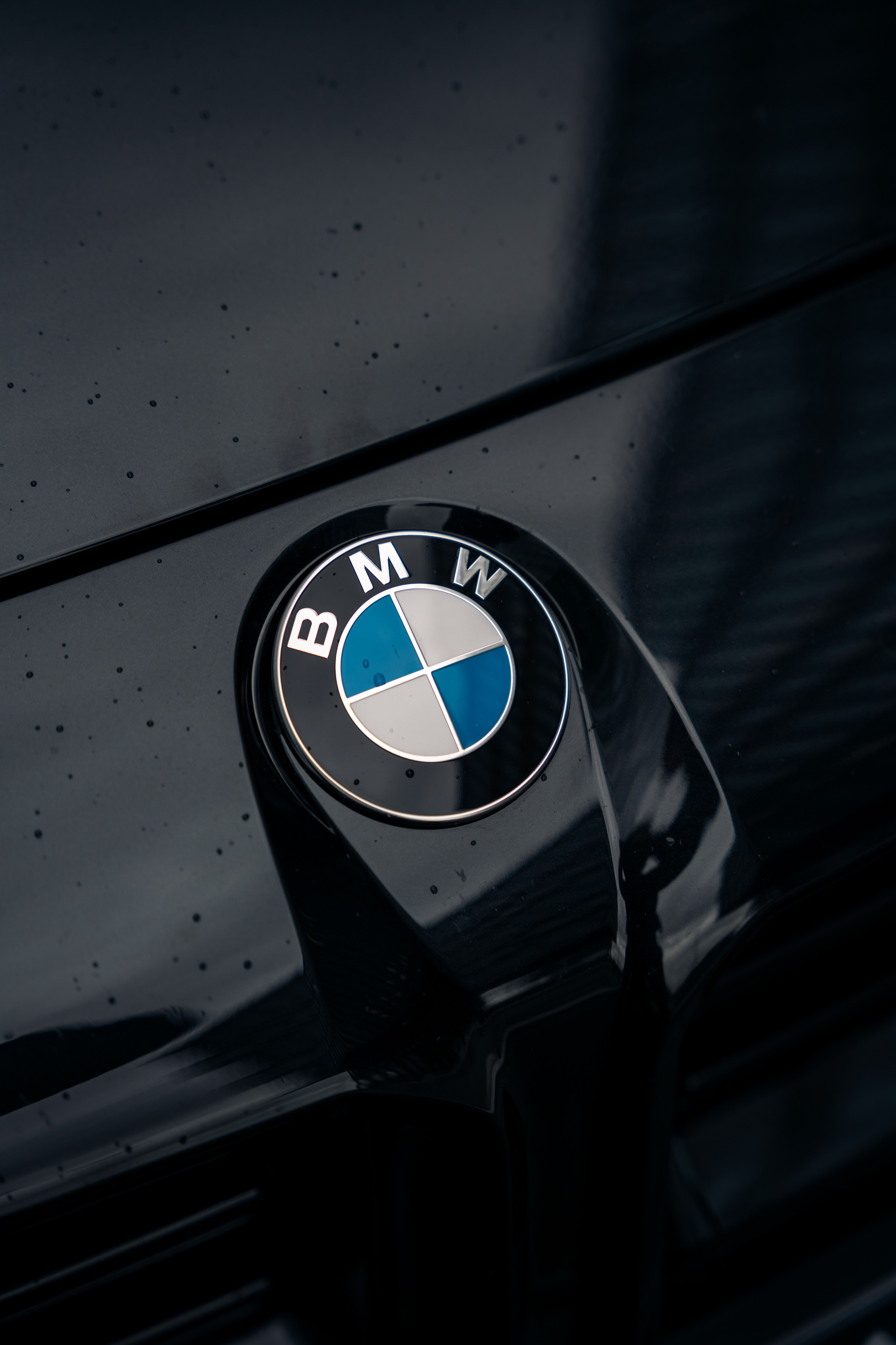 BMW M2 G87. Photographer in Paris — Vitalii Motruk