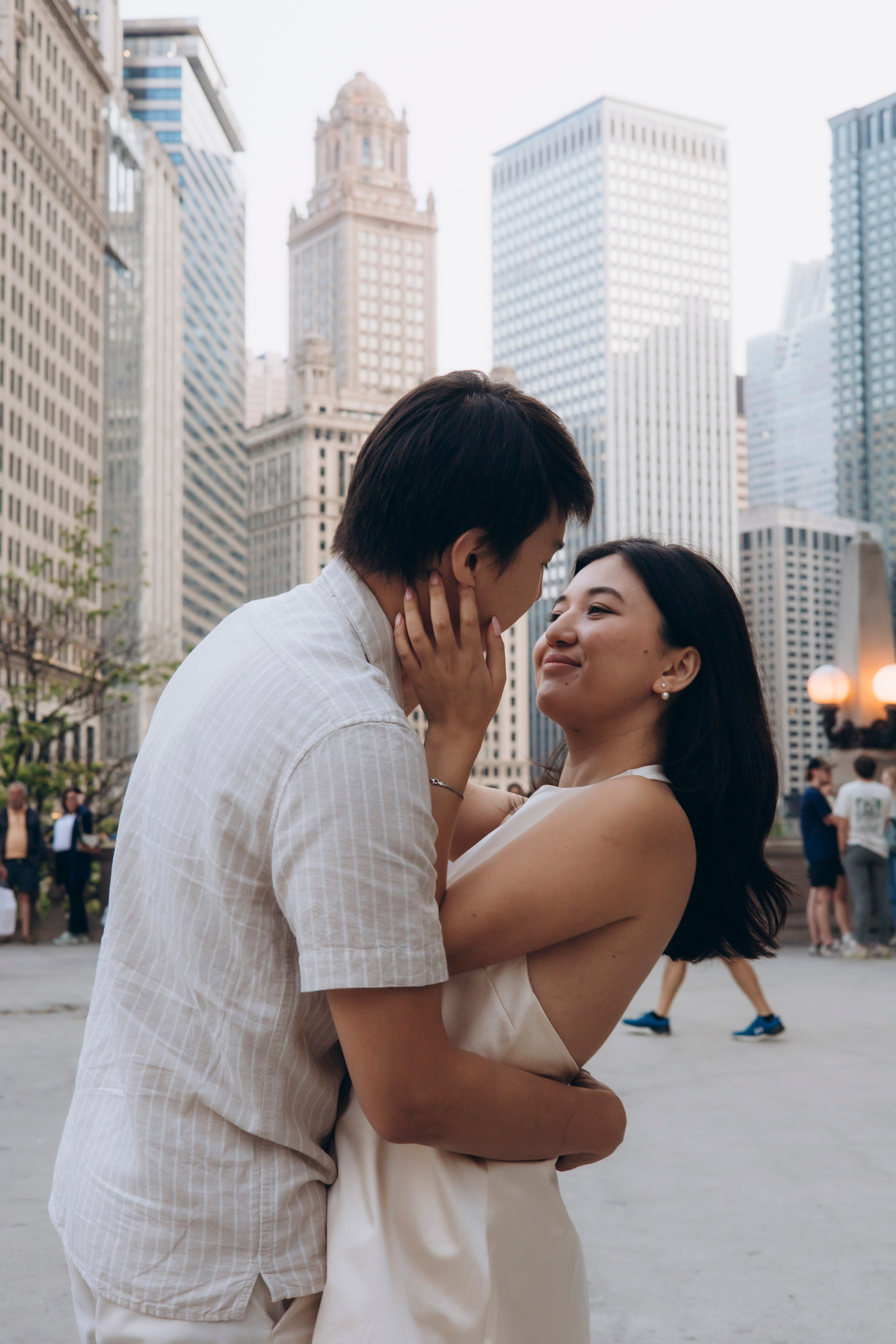 Downtown Chicago Couples Session — Chicago Photographer — Margarita Chudinova
