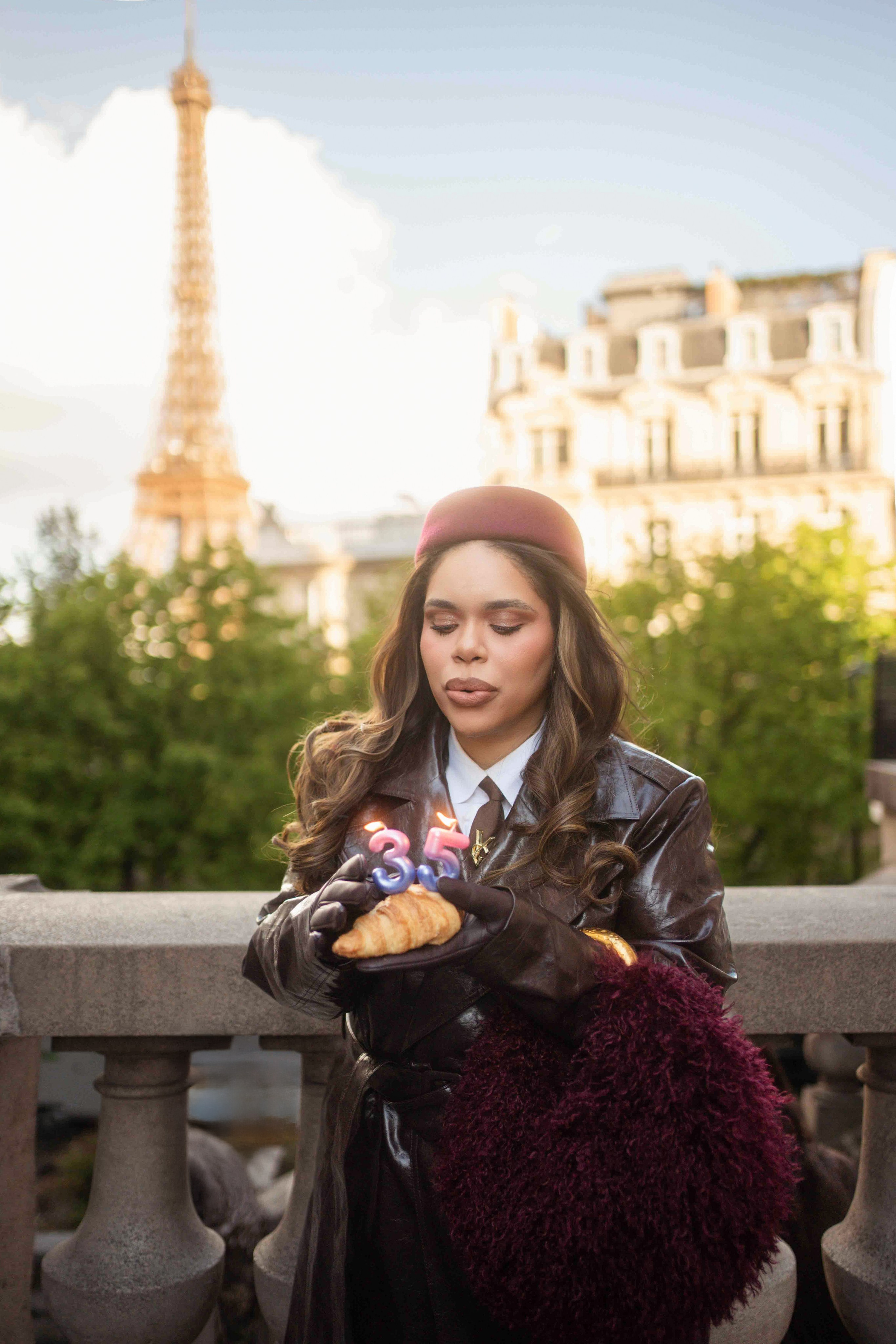 Miriana (1 hour). Photographer in Paris|Solo and groups, portraits & content, couples photo-shoot in Paris at the best locations