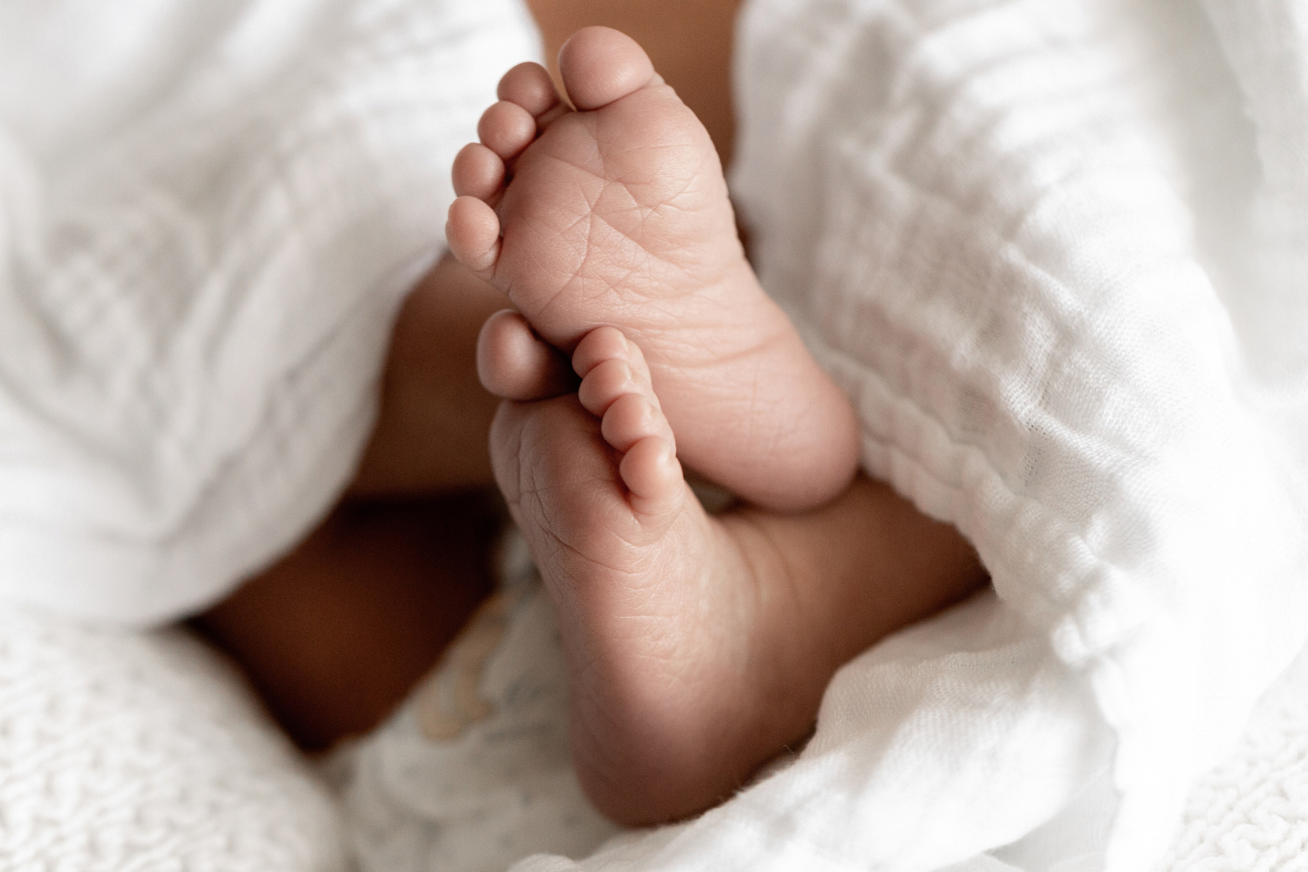 Newborn Lifestyle. Family photographer in Bay Area, California