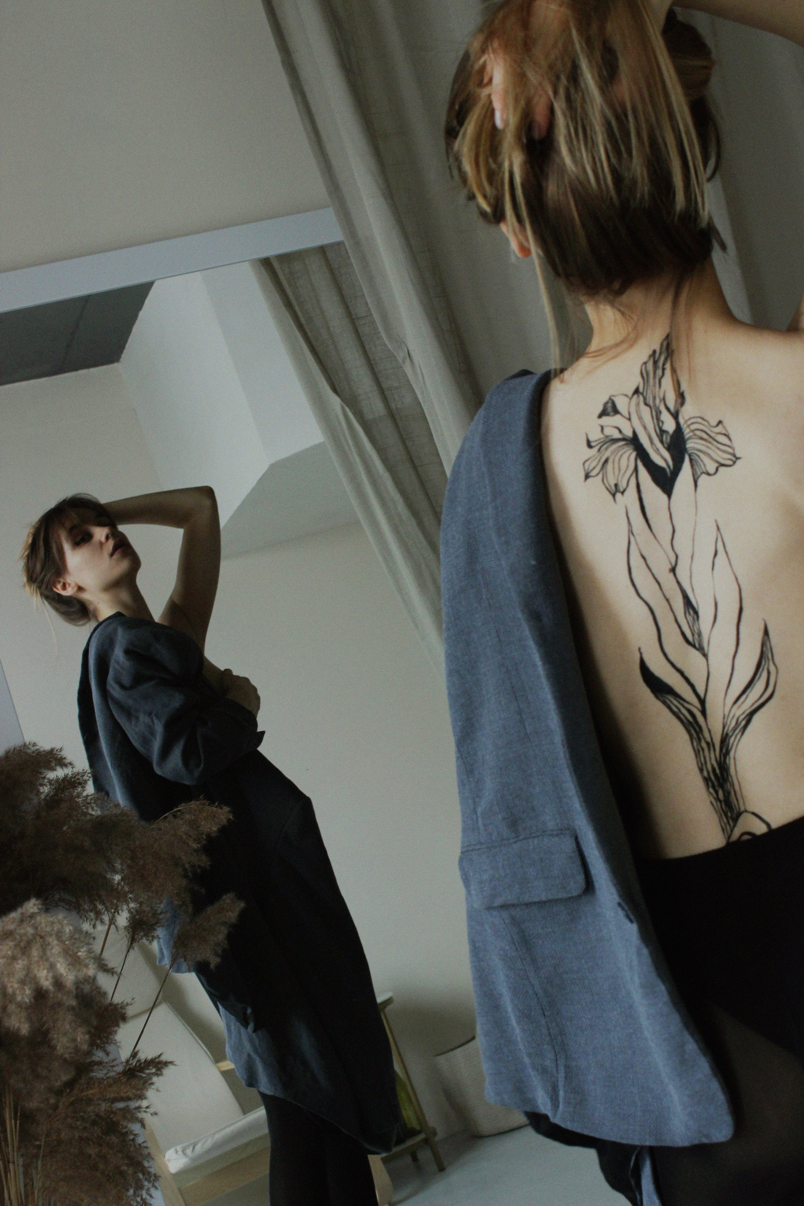 Studio Boudoir Model Photoshoot with Art Direction. Lana Petrychenko — Portrait & Family Photographer. Valencia, Spain