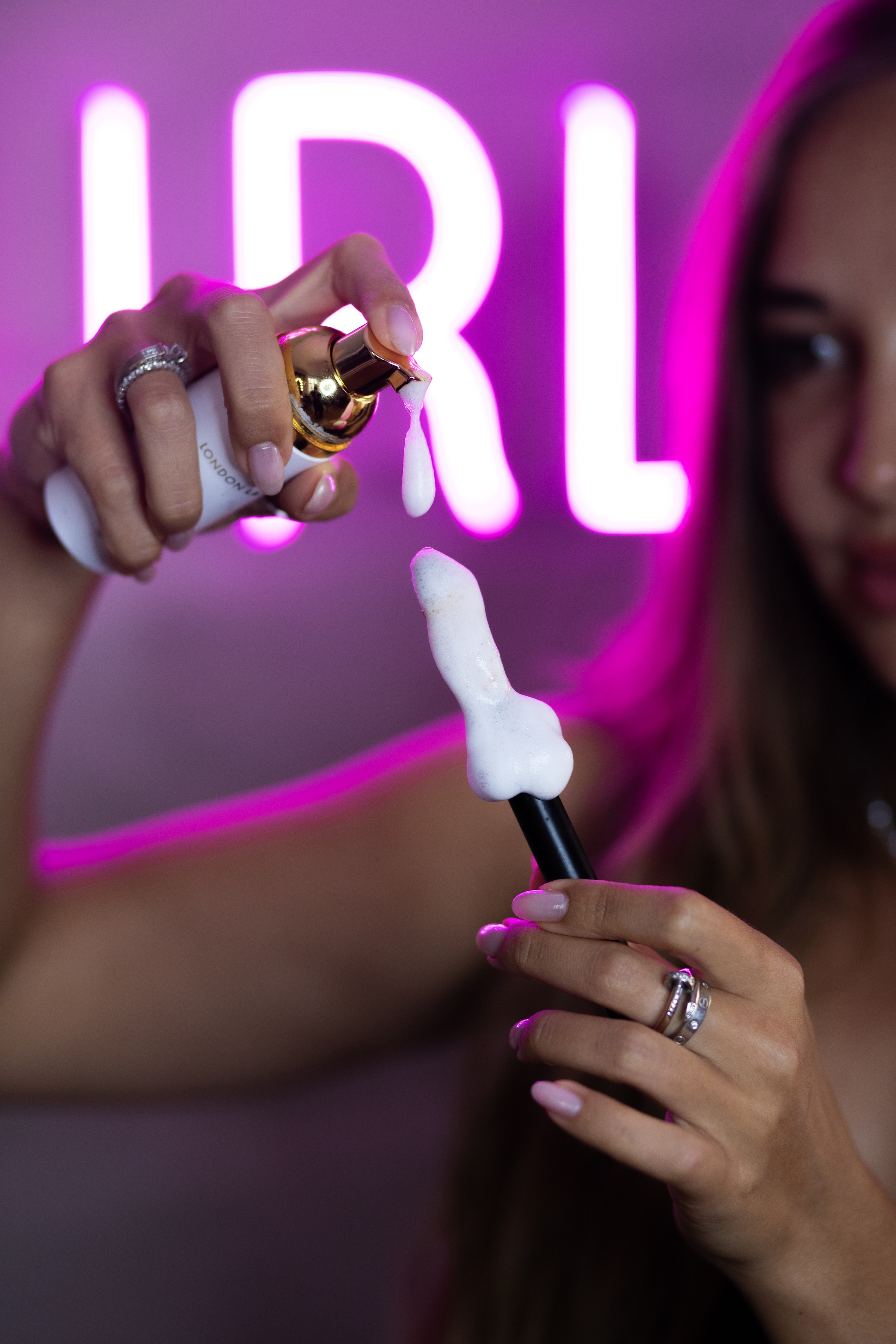 G-spot CPH (beauty salon). Professional wedding photographer in Copenhagen, Denmark — Julia Byron