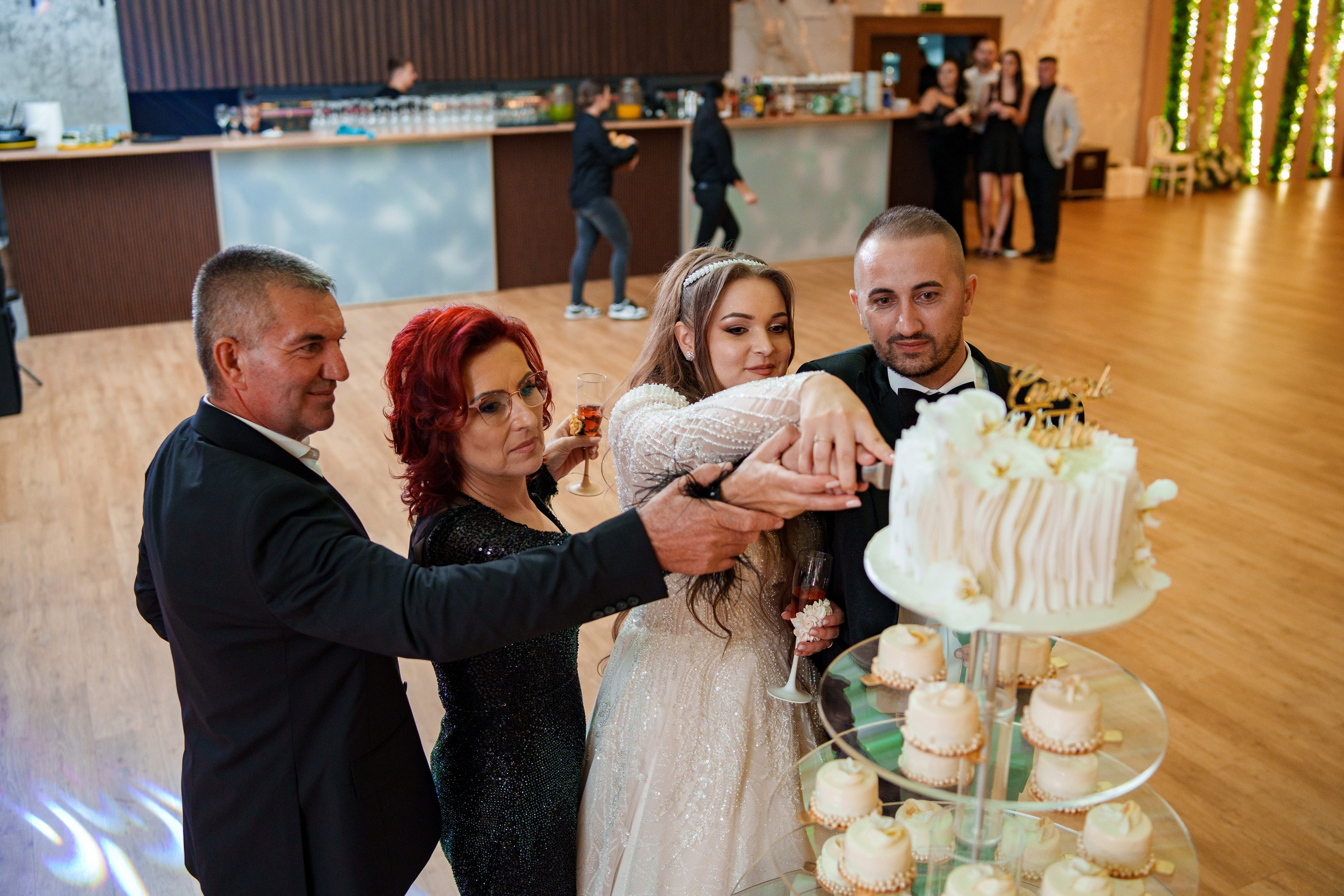 Cosmin & Gabriela. B|P Weddings - Fotograf & Videograf - București||0730017811