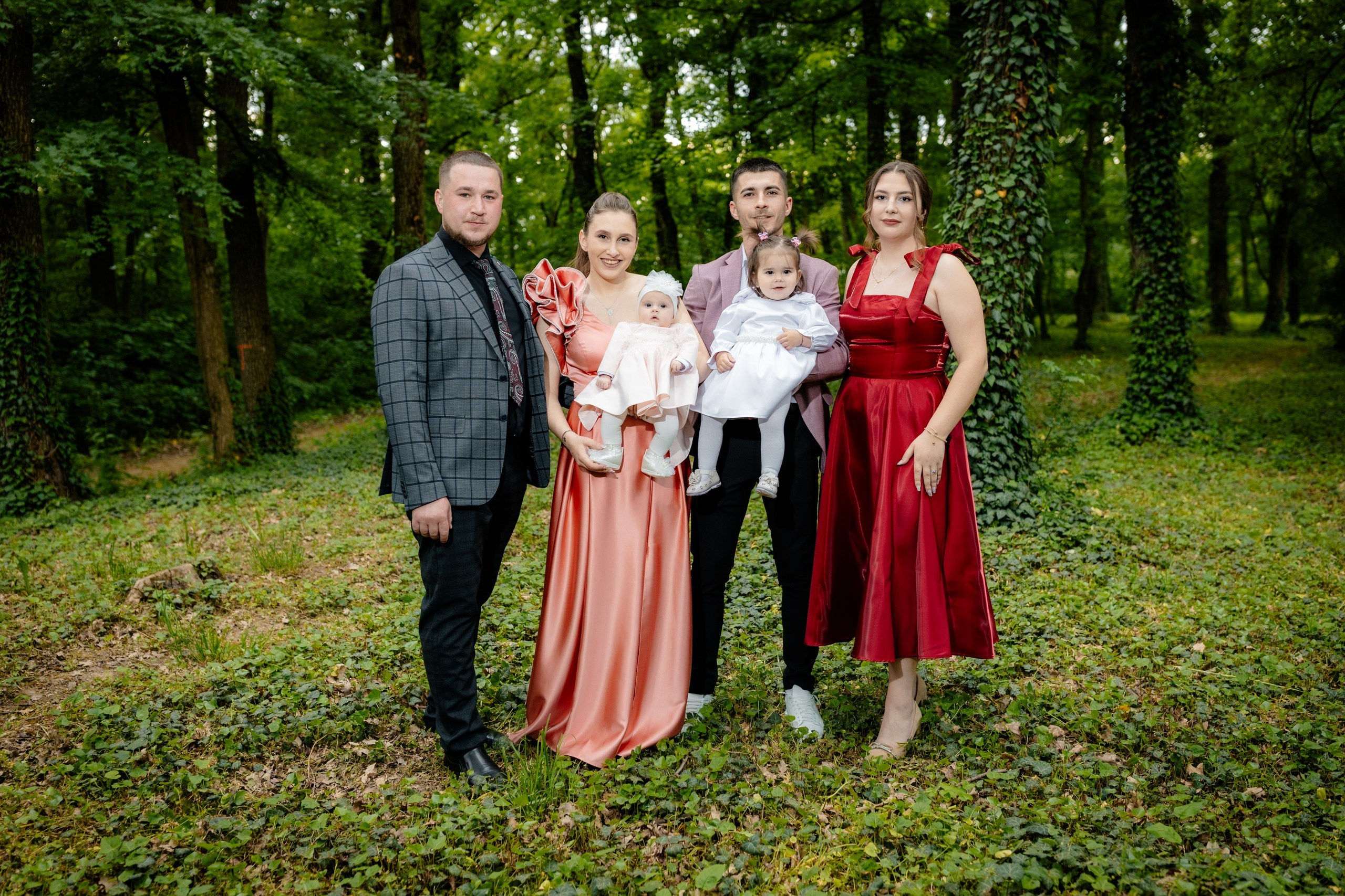 fotograf botez Miruna Parascheva, fotografie botez Botoșani, fotograf Alin Chirilă, amintiri botez, fotografii botez, botez Miruna Parascheva, fotograf copii, fotografie botez în Botoșani-alt="botez Miruna Parascheva, fotografie botez Alin Chirilă, amintiri botez, fotografii emoționante botez Botoșani"-- fotografii-botez-bebelus- amintiri-botez-micuț- moment-sfânt-crestinare- fotografie-emotionanta-botez- detalii-botez-bebelusi- parinti-fericiti-la-botez- fotograf-botez-profesionist- botez-in-biserica-ortodoxa- micuț-botezat-cu-emoție- zâmbete-și-lacrimi-la-botez- bebeluș-la-cristelniță- decor-botez-colorat- botez-cu-dragoste-și-credință- emotie-pura-la-botez- fotograf-botez-botosani- botez-iasi-suceava-fotograf- amintiri-nepretuite-botez