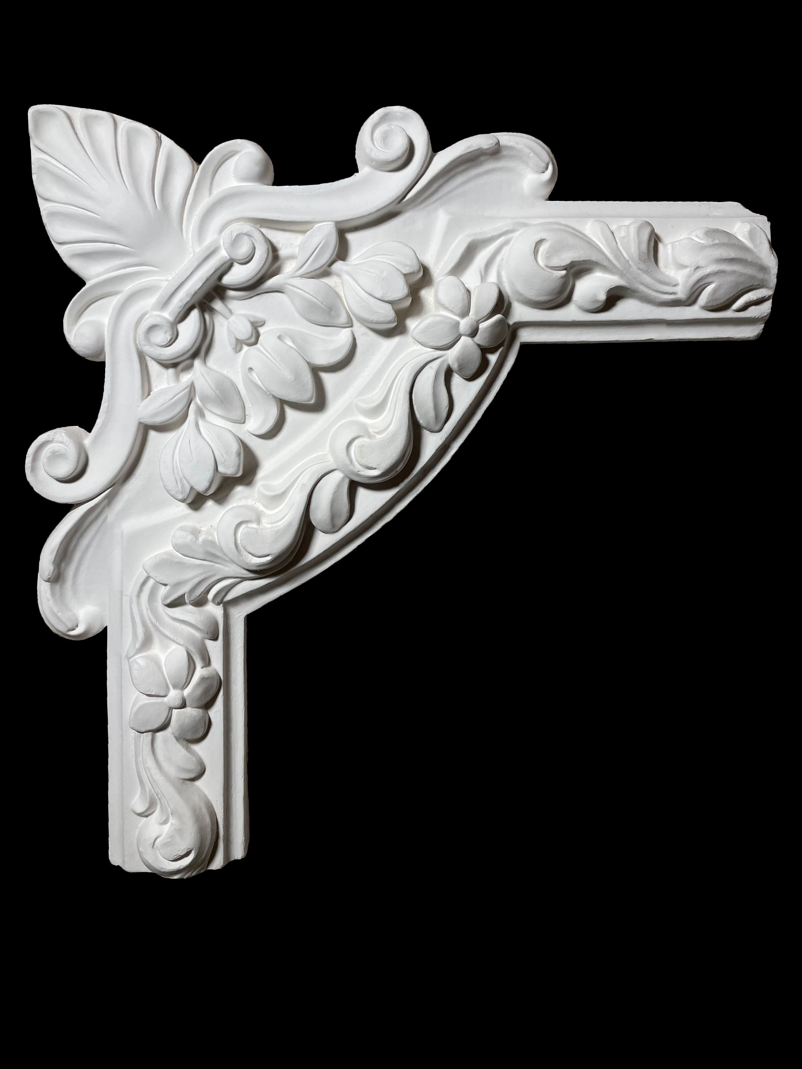 Corners. Plaster molding