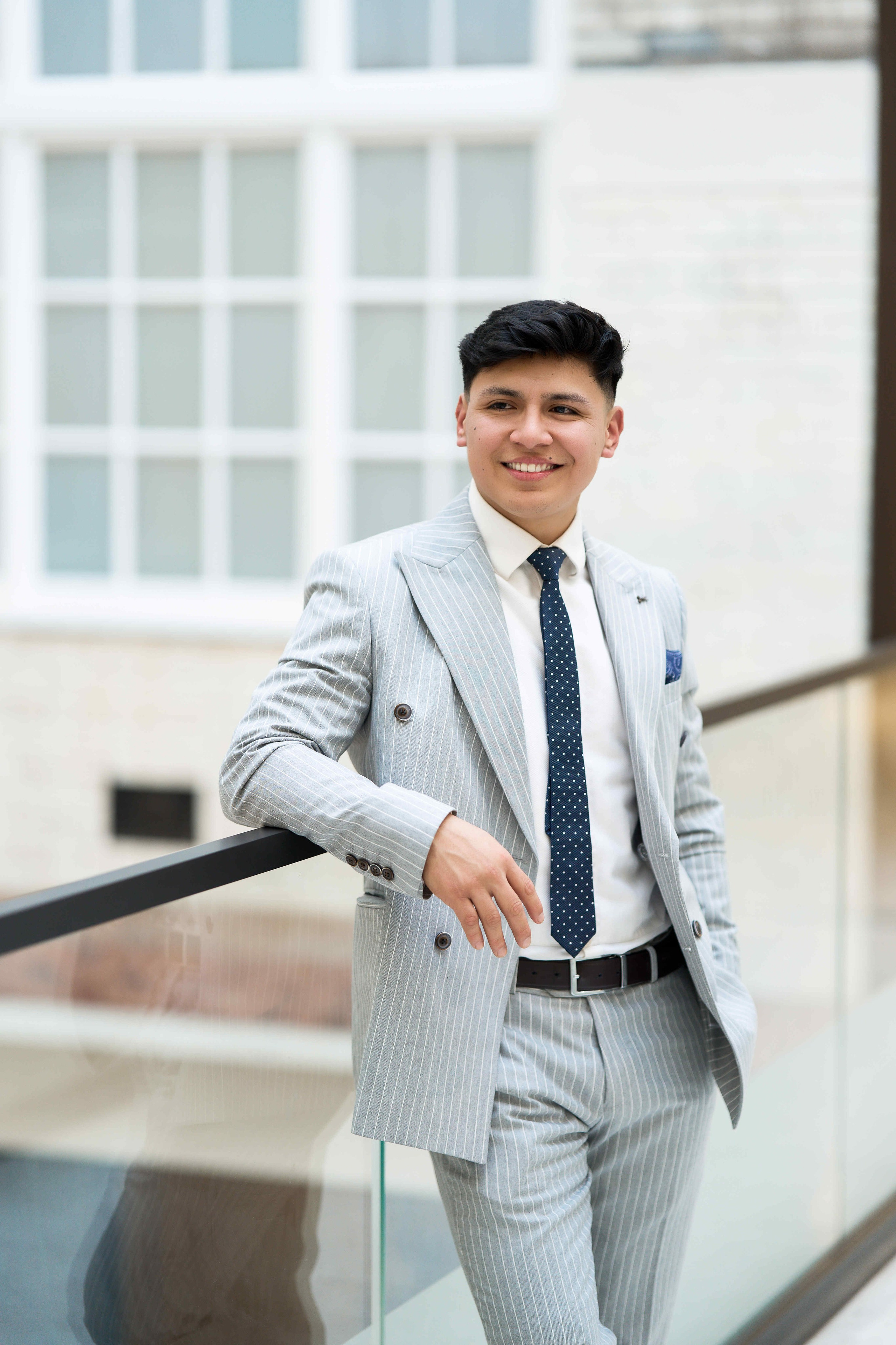 Darwin & Daniela. Ukrainian Photographer London