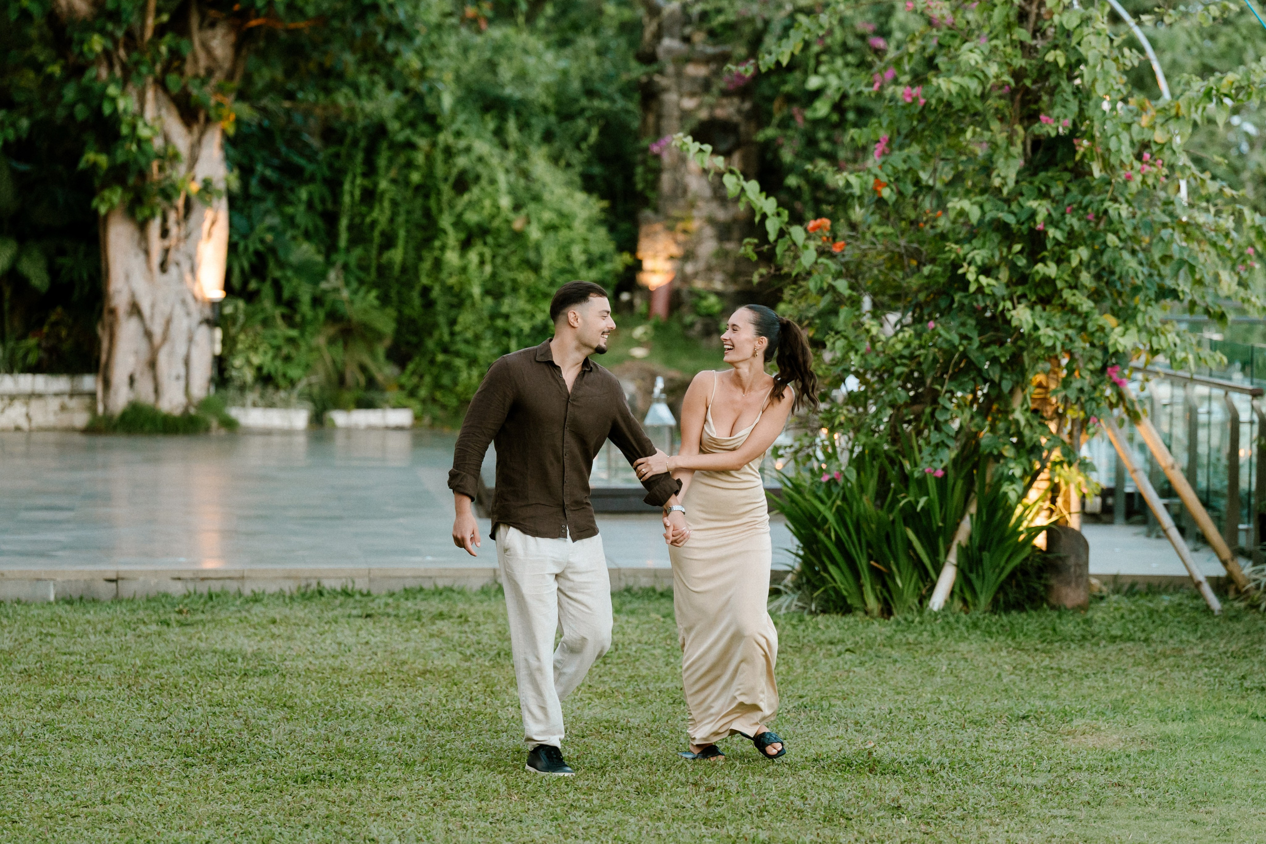 Nicolaos & Ivanna. Female Photographer in Bali