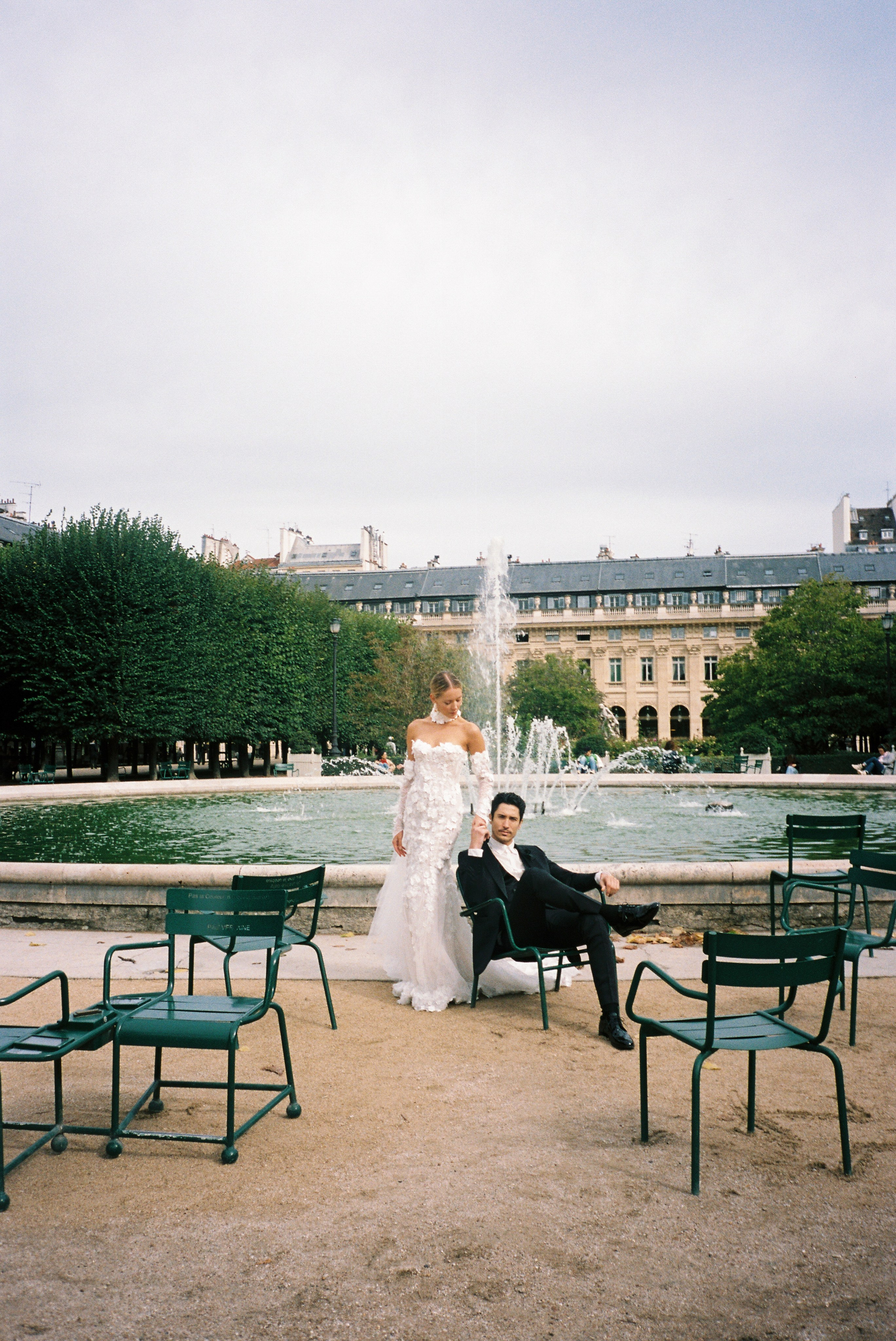 Romantic Photoshoot in Paris — Paris, the City of Love