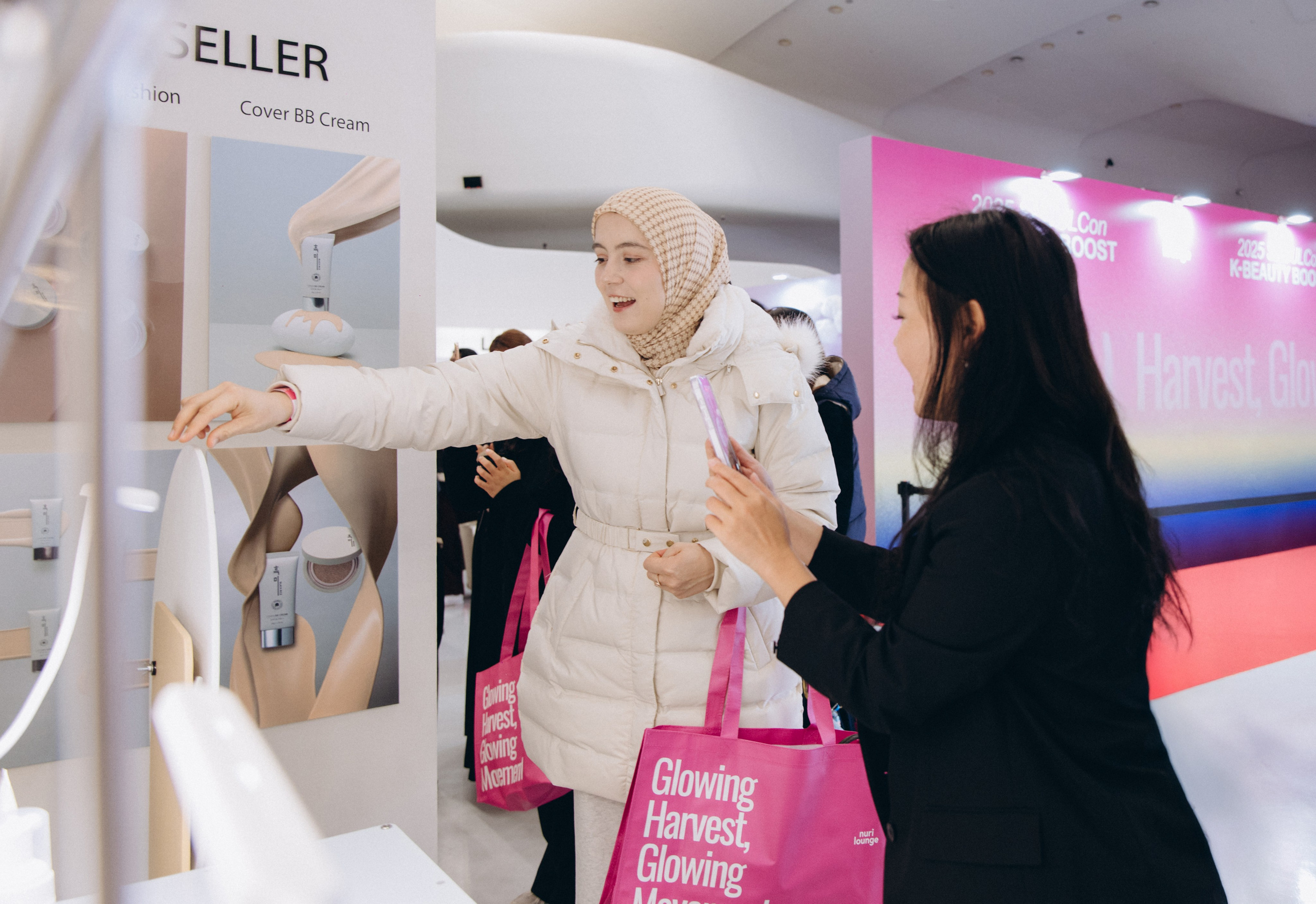 Seoul beauty expo 2025 (Black Rice). Portrait photographer in South Korea Olga Lian