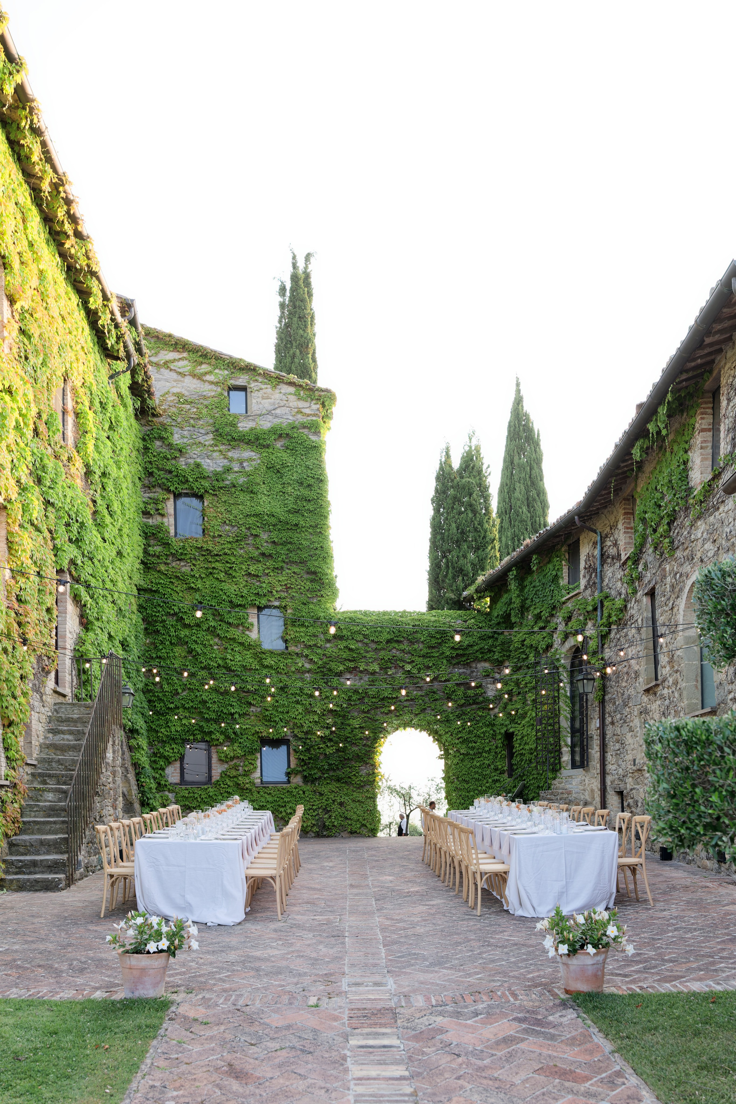Wedding at Borgo Bastia Creti, Umbria