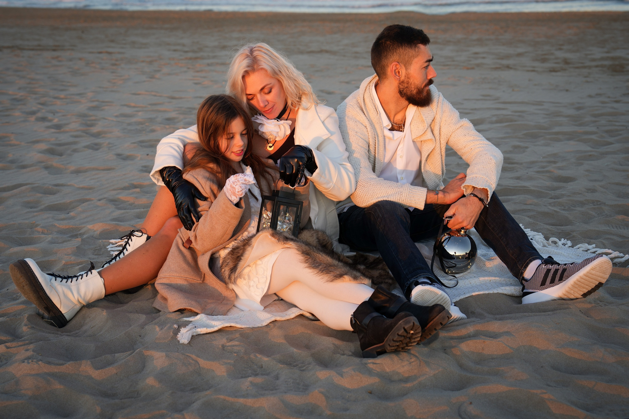 OLENA Y VASY. Fotógrafa Olena Petryk. Realizo sesiones de fotos en Puerto de Sagunto