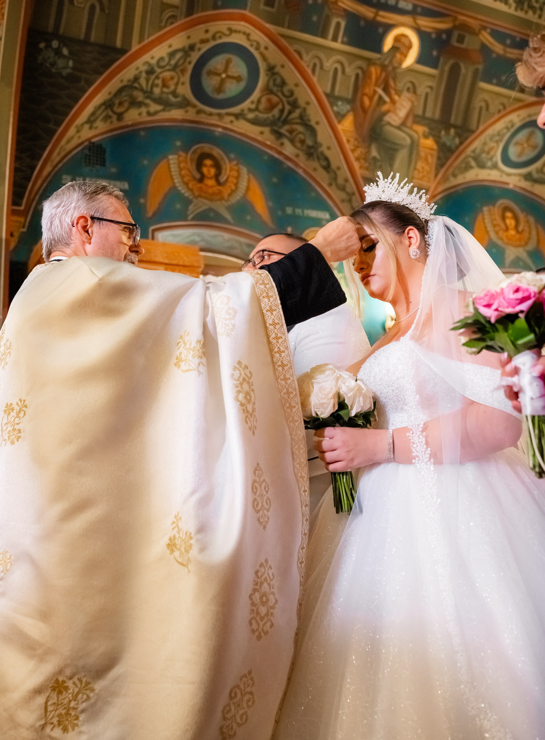 Flori & Mihai. Foto Studio — Fotograf de evenimente, nunti, botezuri, portrete