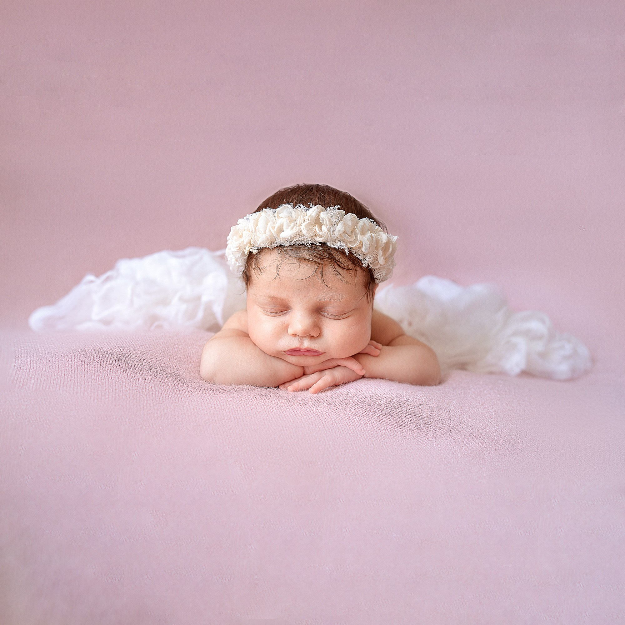 Newborn 2025. Svitlana Miahka fotografa a Genova