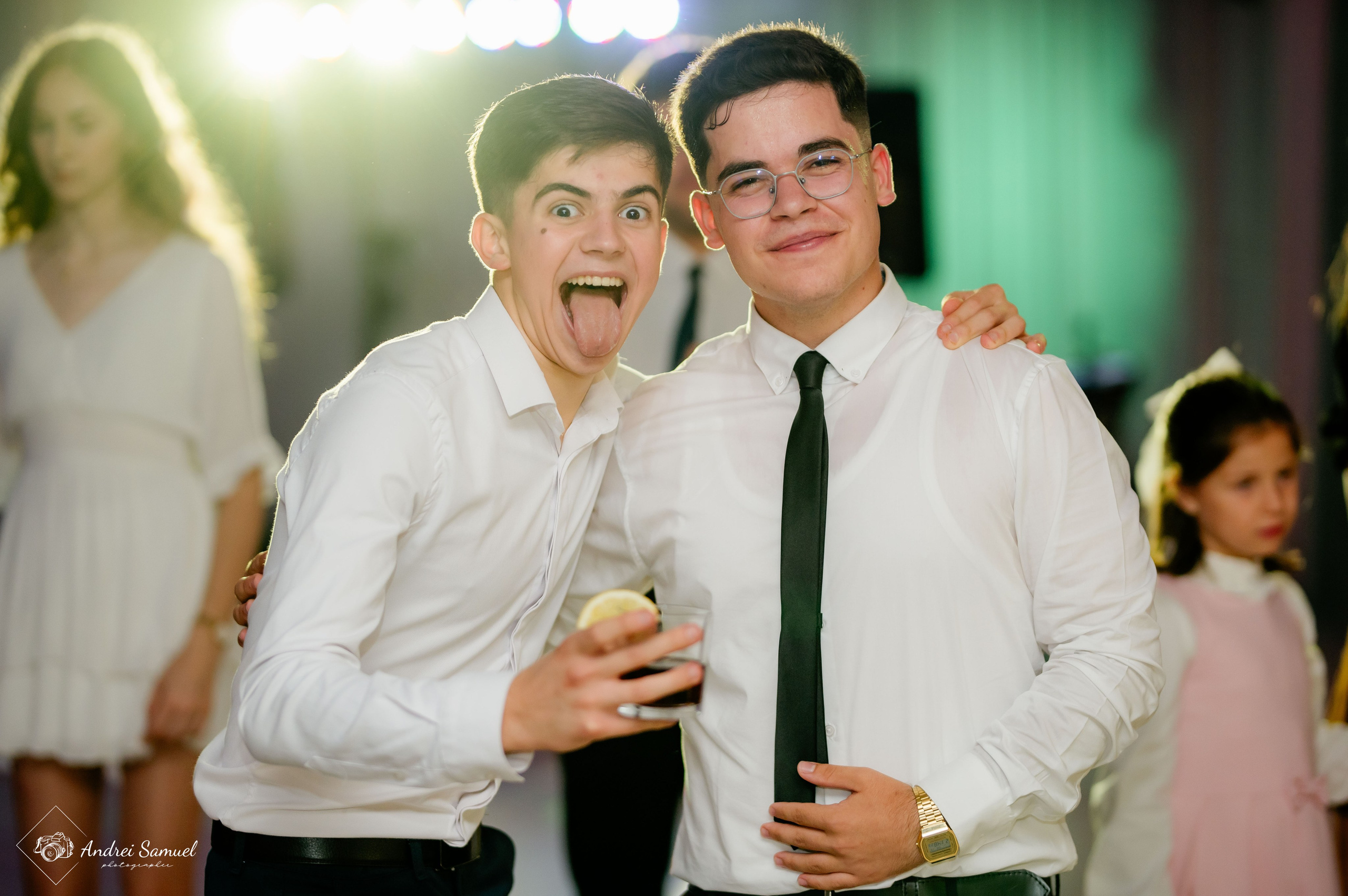 Majorat Emanuel. Andrei Samuel – Fotograf București | Evenimente, Studio, Imobiliare, Produs