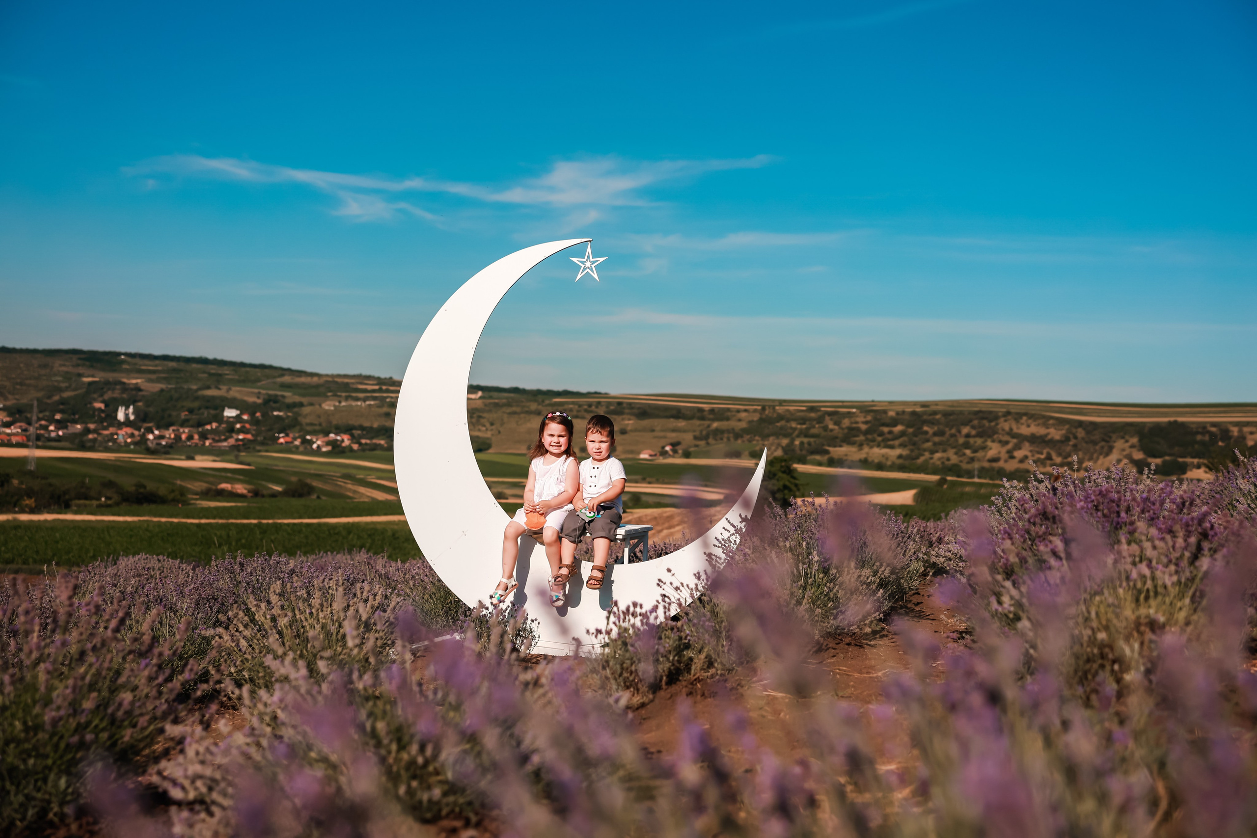 Ședințe foto aniversare. Portré 📸 Photographer | Newborn photos • Maternity photos • Engagements • Weddings • Events • Portraits • Families • Birthdays • Parties