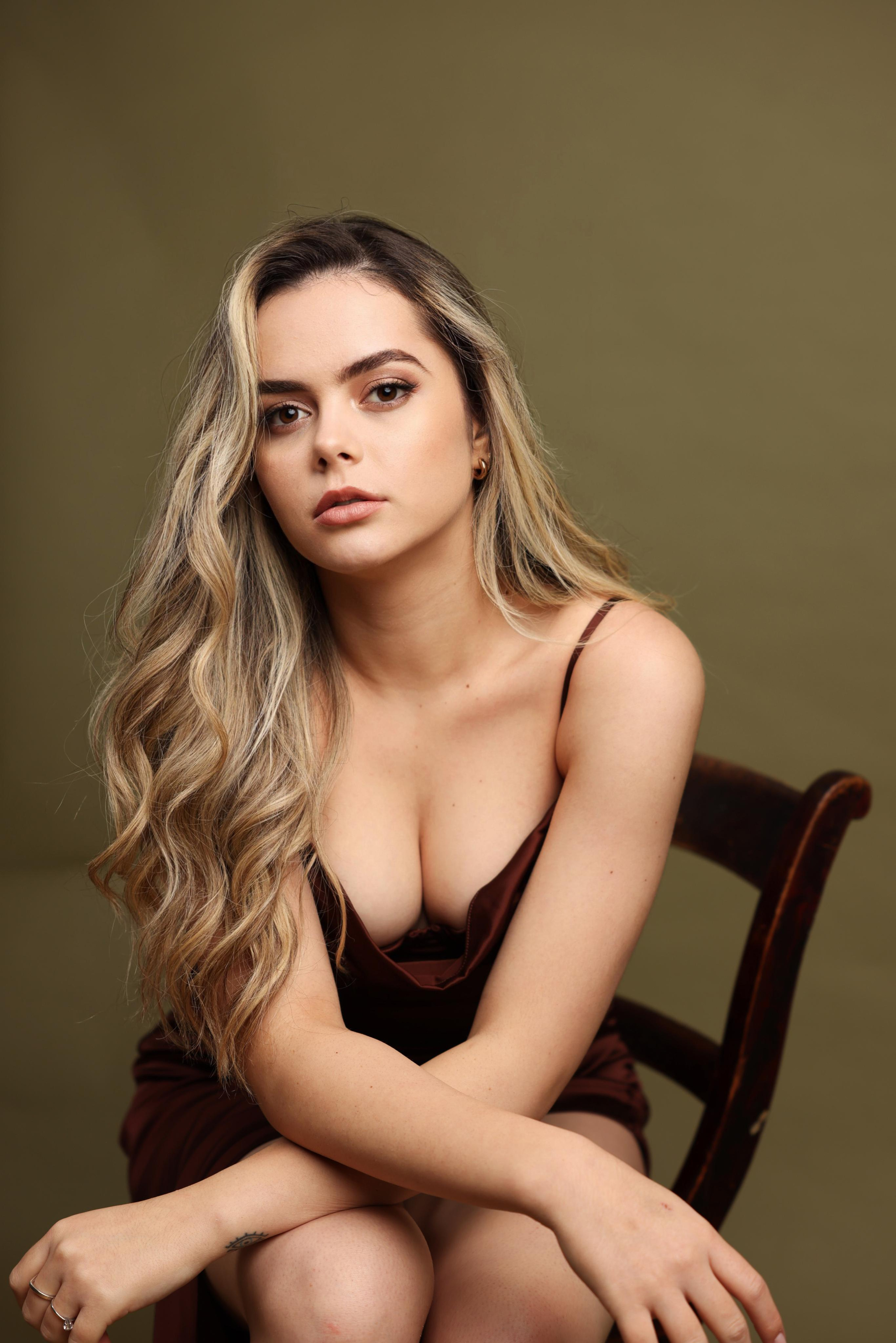 ANA. Portrait and lifestyle photographer