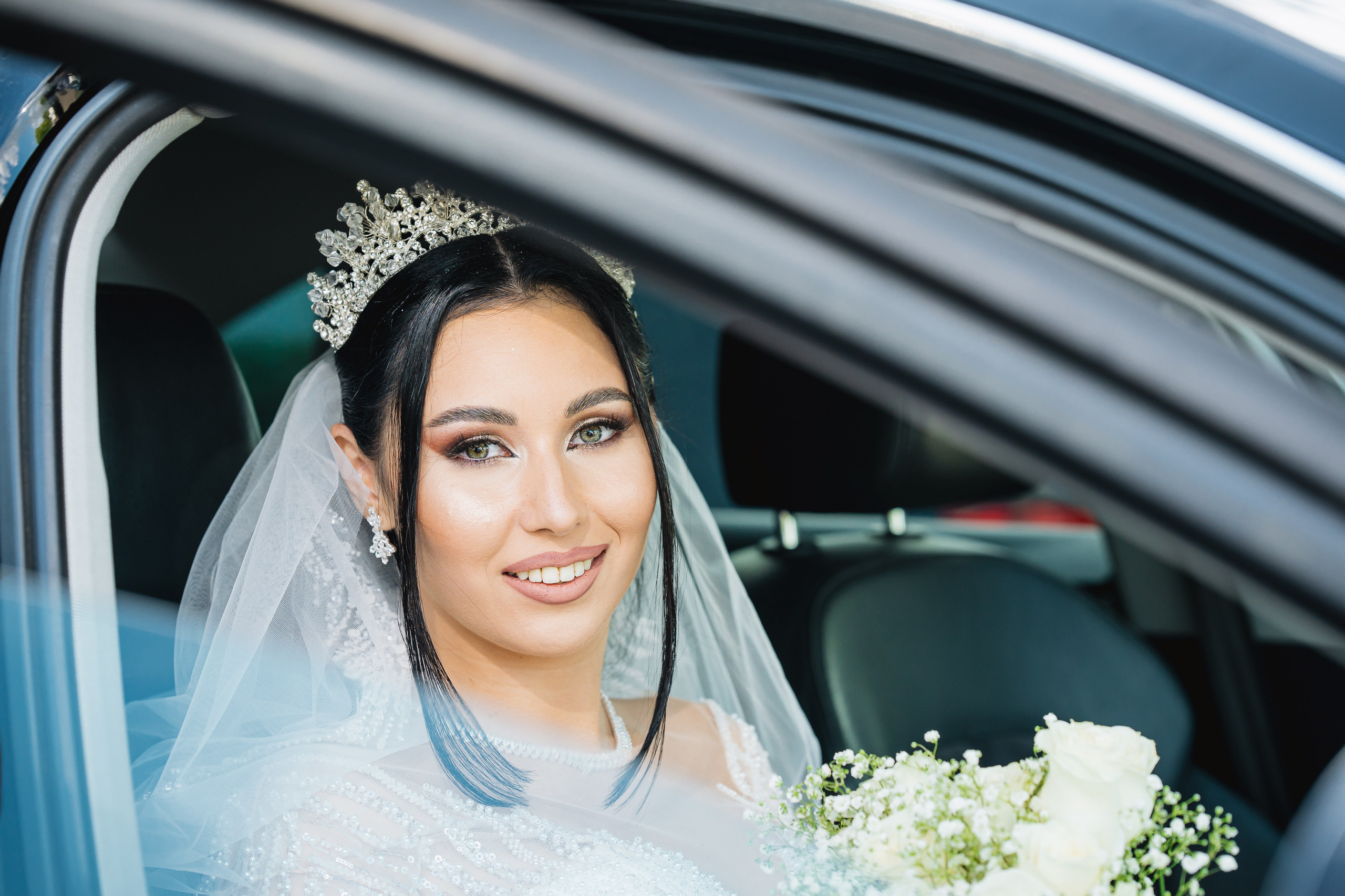 Bella & Adi. Foto Studio — Fotograf de evenimente, nunti, botezuri, portrete