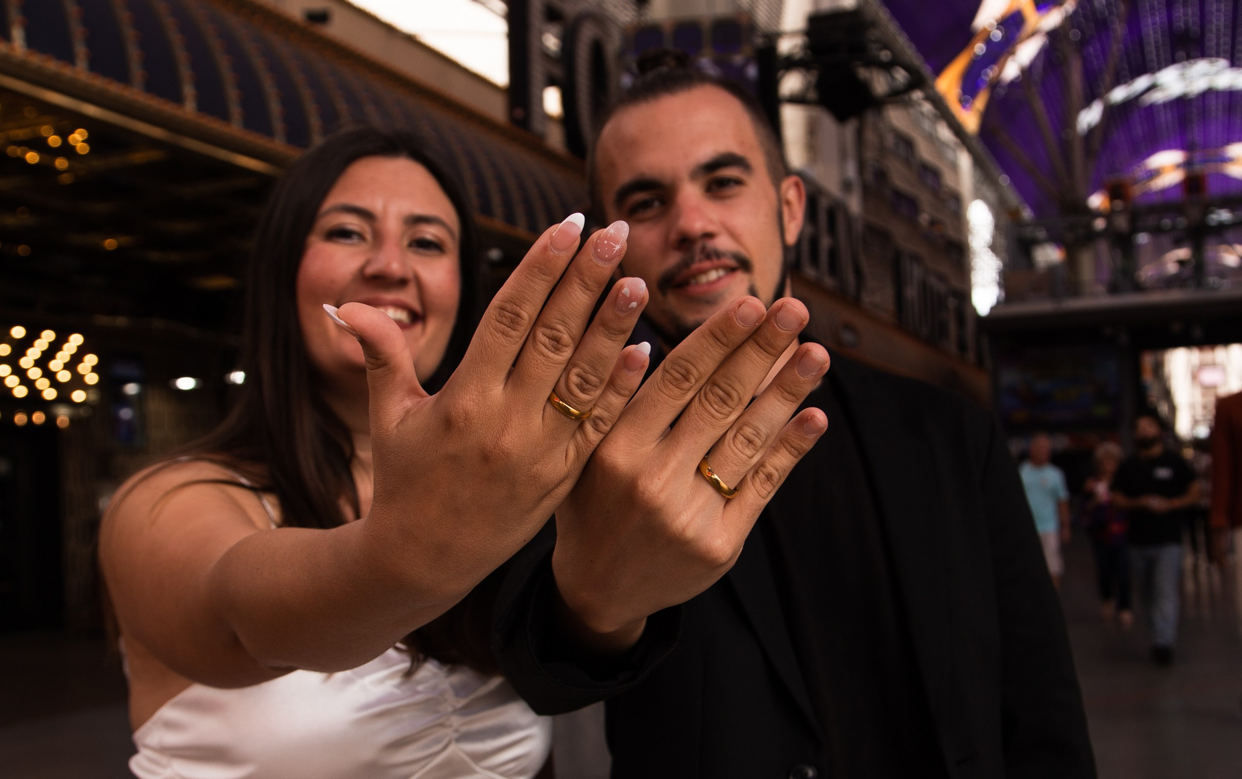 L&A. Wedding & elopement photographer Viktoriya Kravtsov. Las Vegas