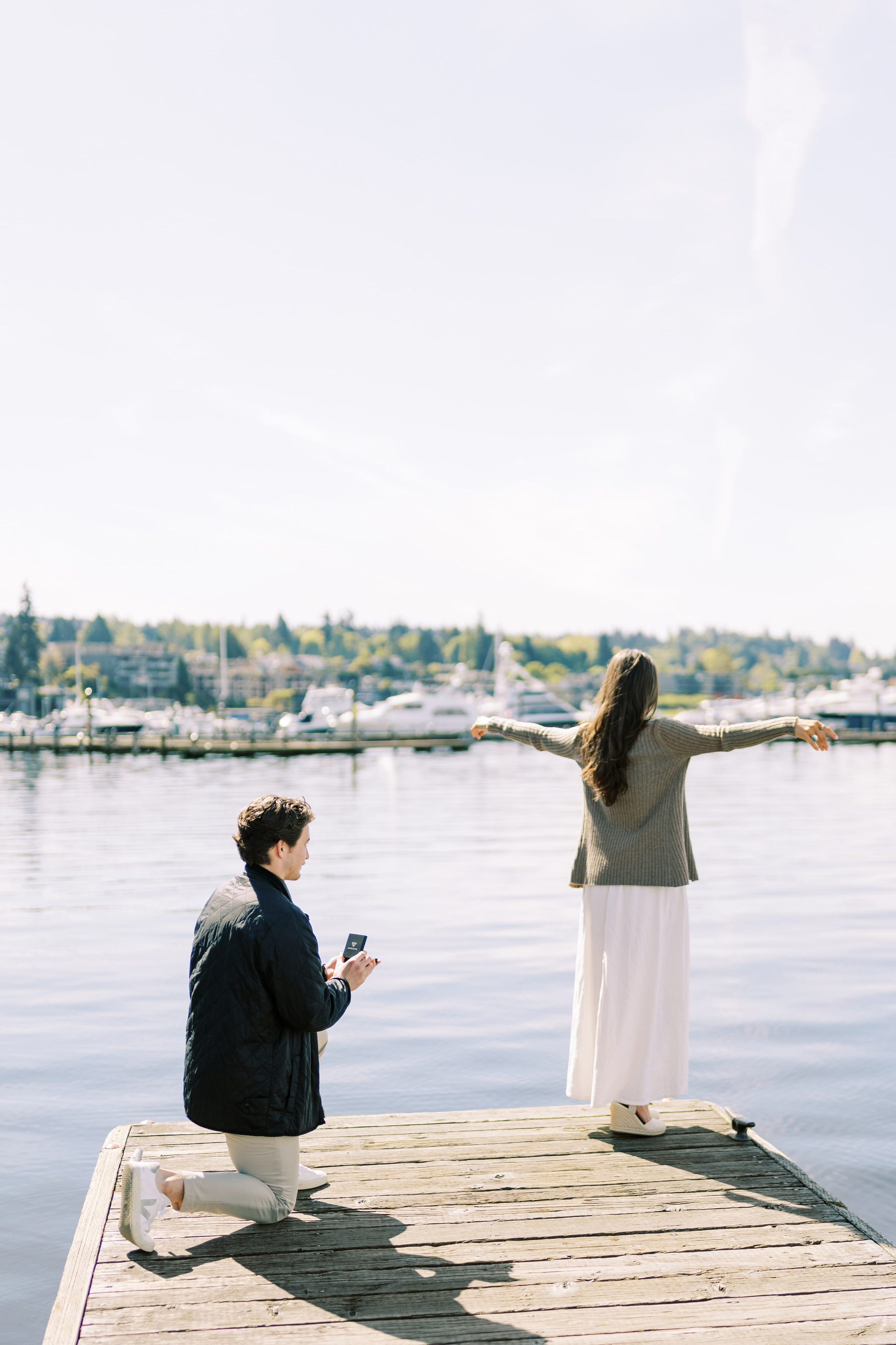 Engagement photo shoot Jake & Caroline / May 2024. Marina Park|Kirkland, WA. EVAN ARISTOV WEDDING PHOTOGRAPHY — Seattle Wedding Photographer