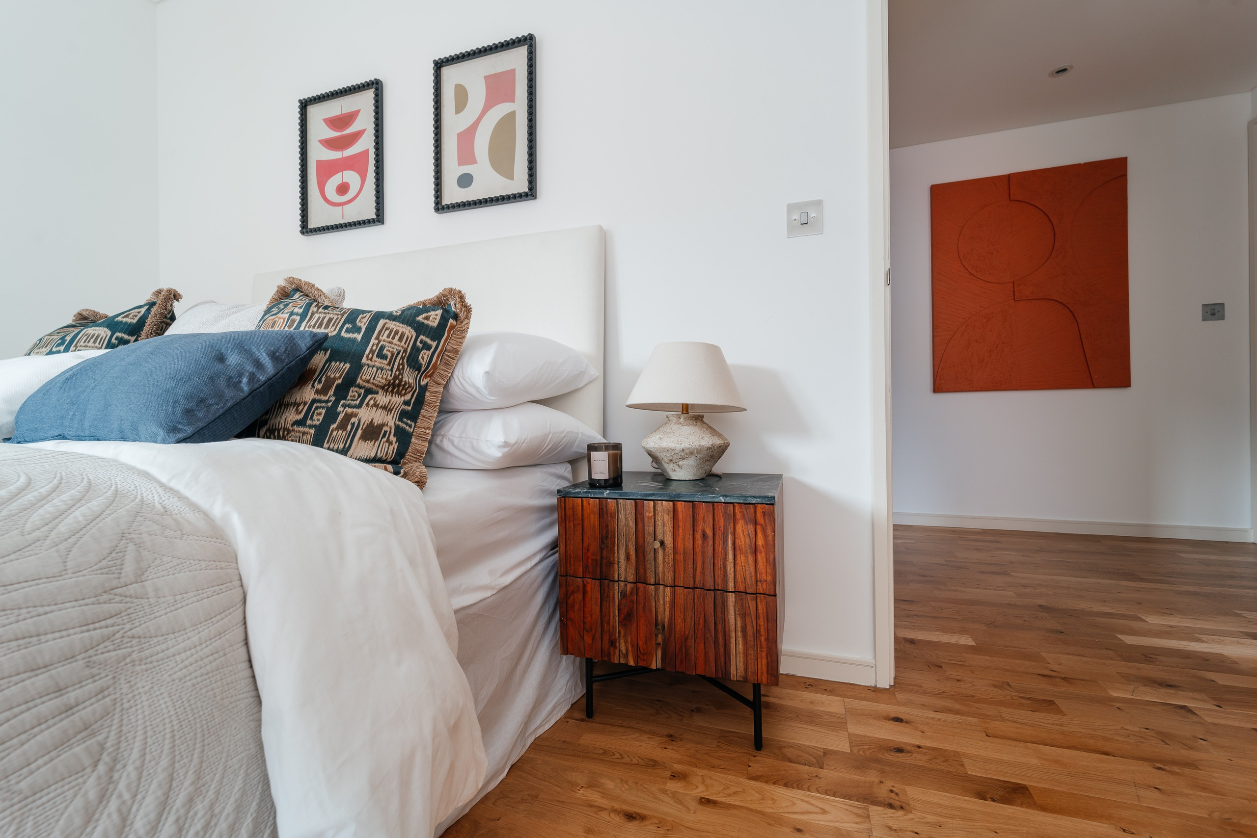 Photography of a 2 bedroom flat. Photographer in England Ekaterina Romanova