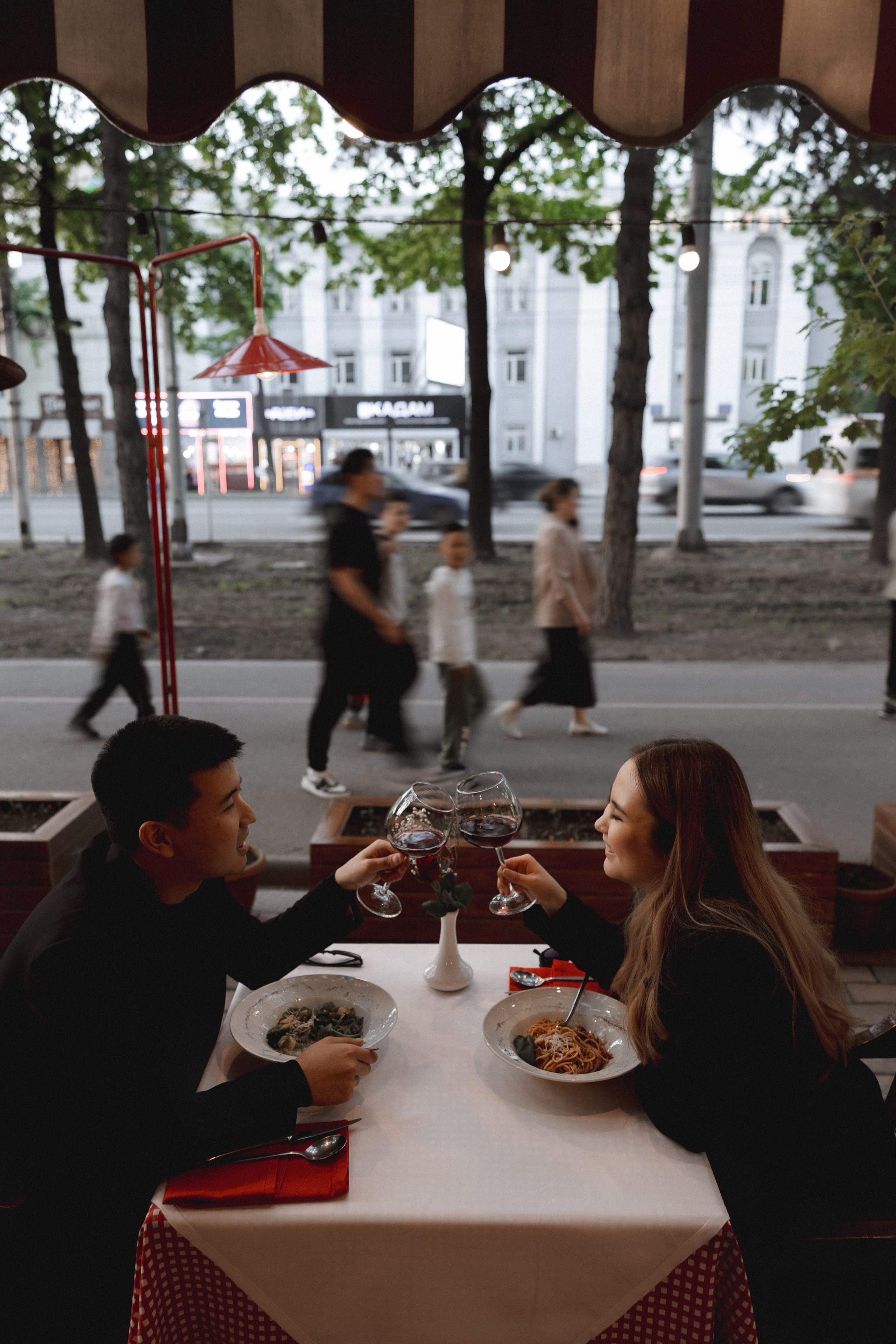 Медер и Айжан. Азимжан Нуритдинходжаев — свадебный фотограф