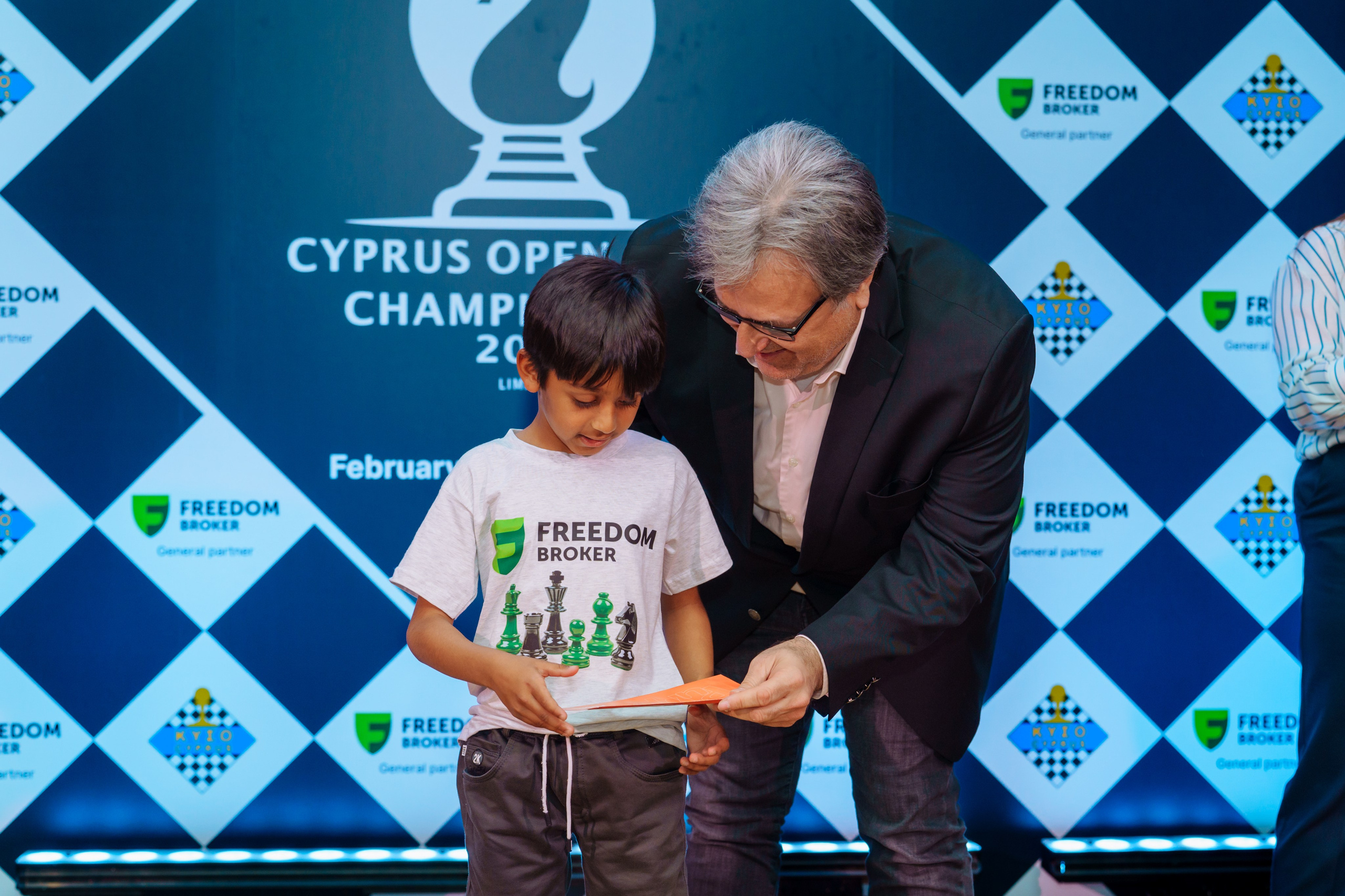 Chess. Photographer in Cyprus