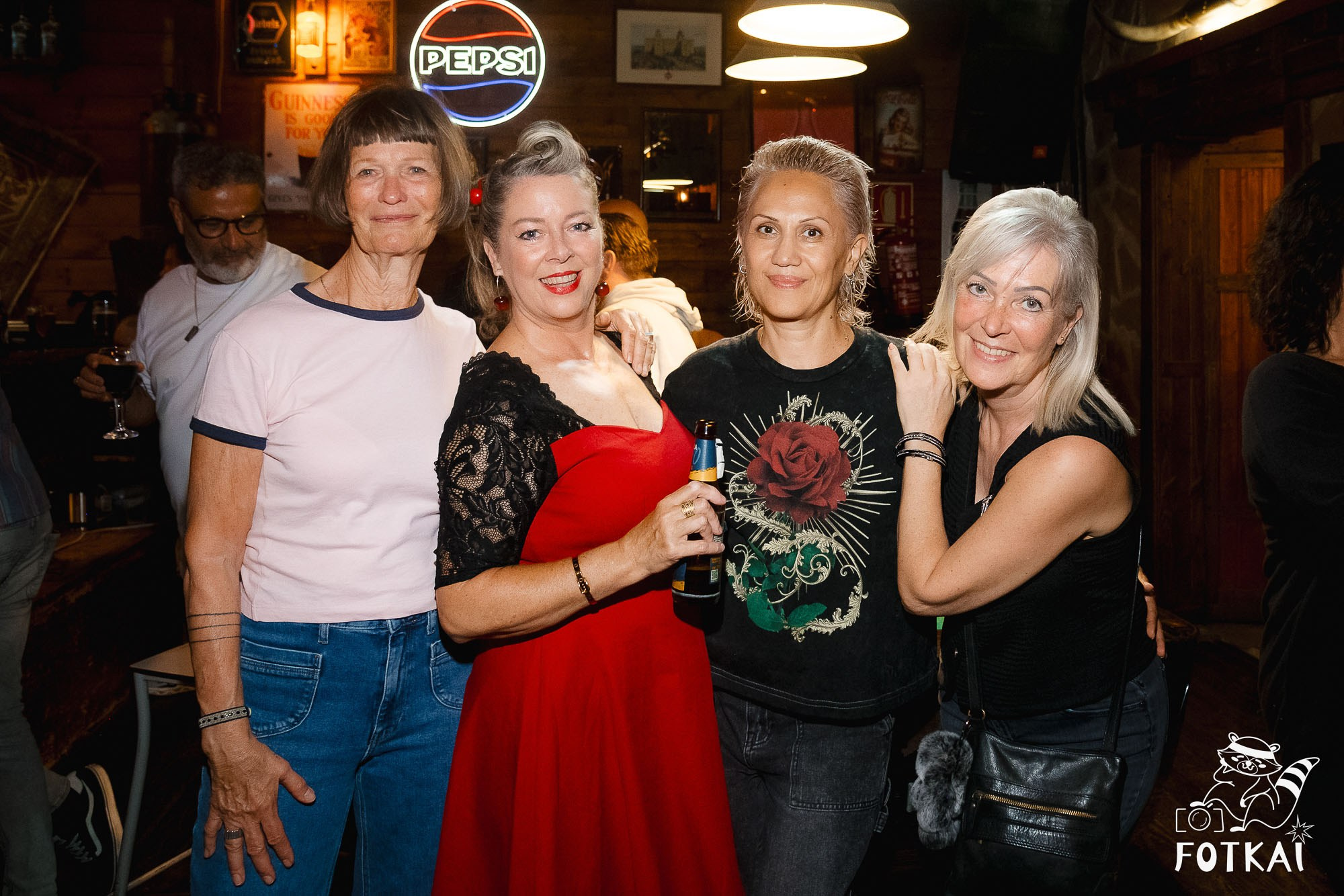 Dirty Picks — Concert Photos at El Paso Bar, Torrevieja, 2026 | FOTKAI