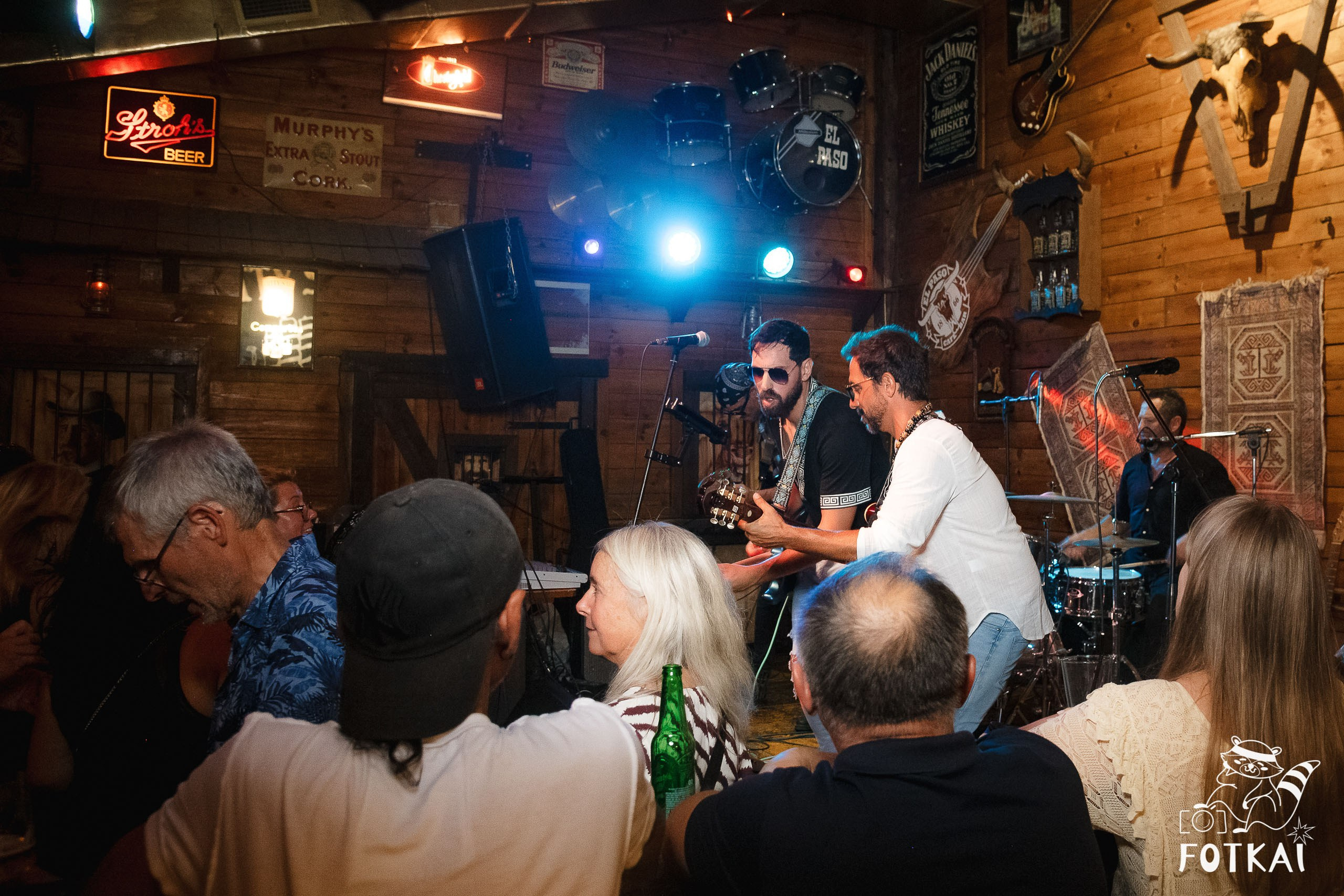 Stones of the Coast en El Paso Rock Bar Torrevieja: Reportaje fotográfico 20.09.25 | FOTKAI