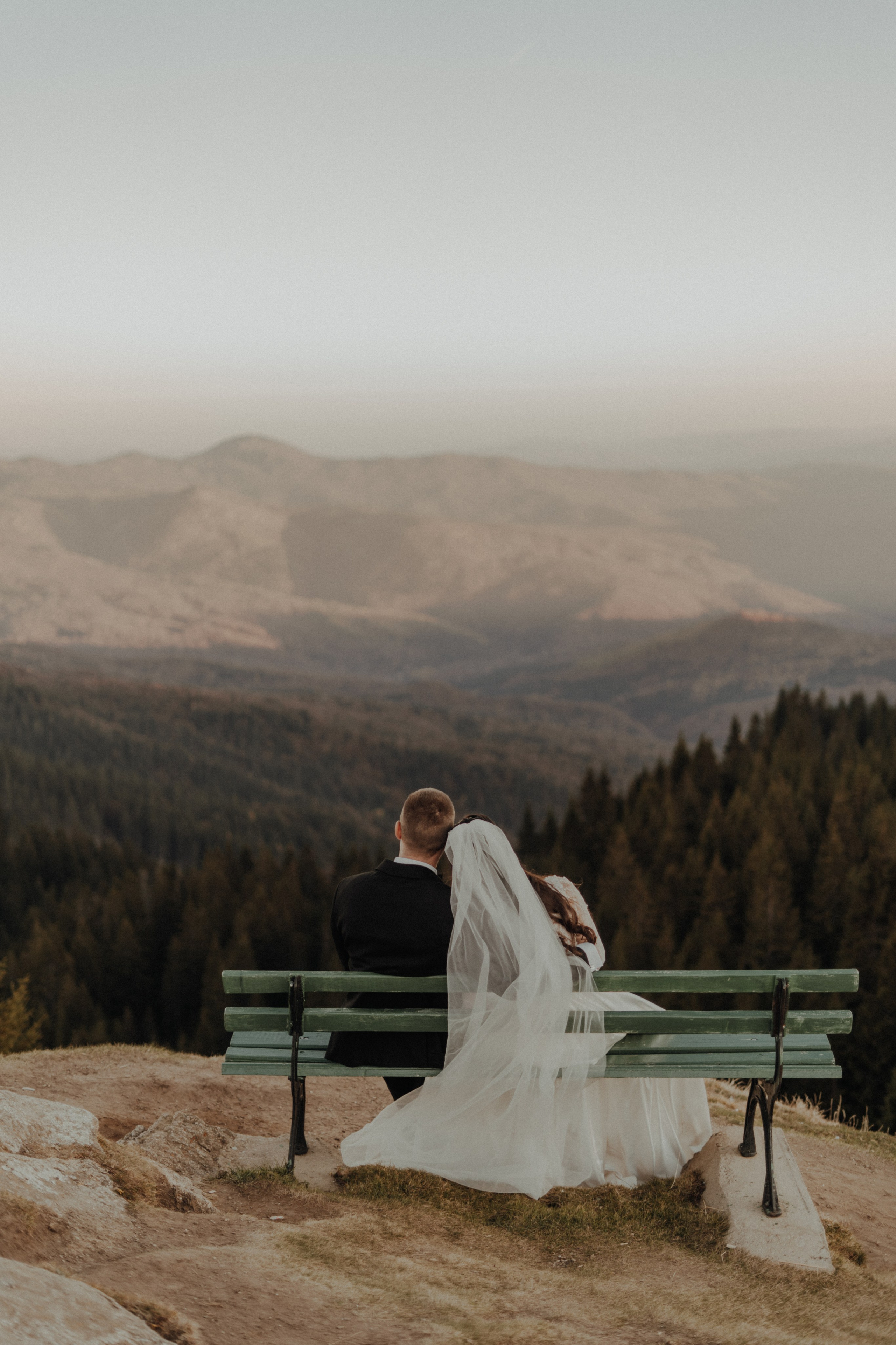 Trash the Dress- Andra & Andrei. Events photographer Paul Dafina