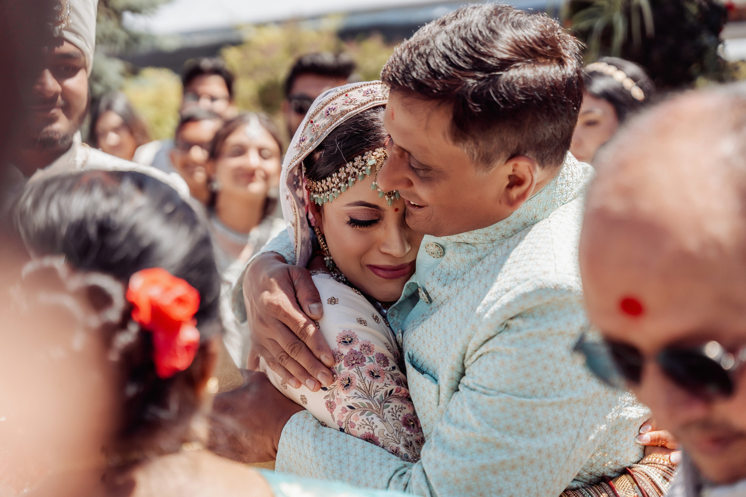 Darshil & Shailja. Wedding Photographer & Cinematographer studios