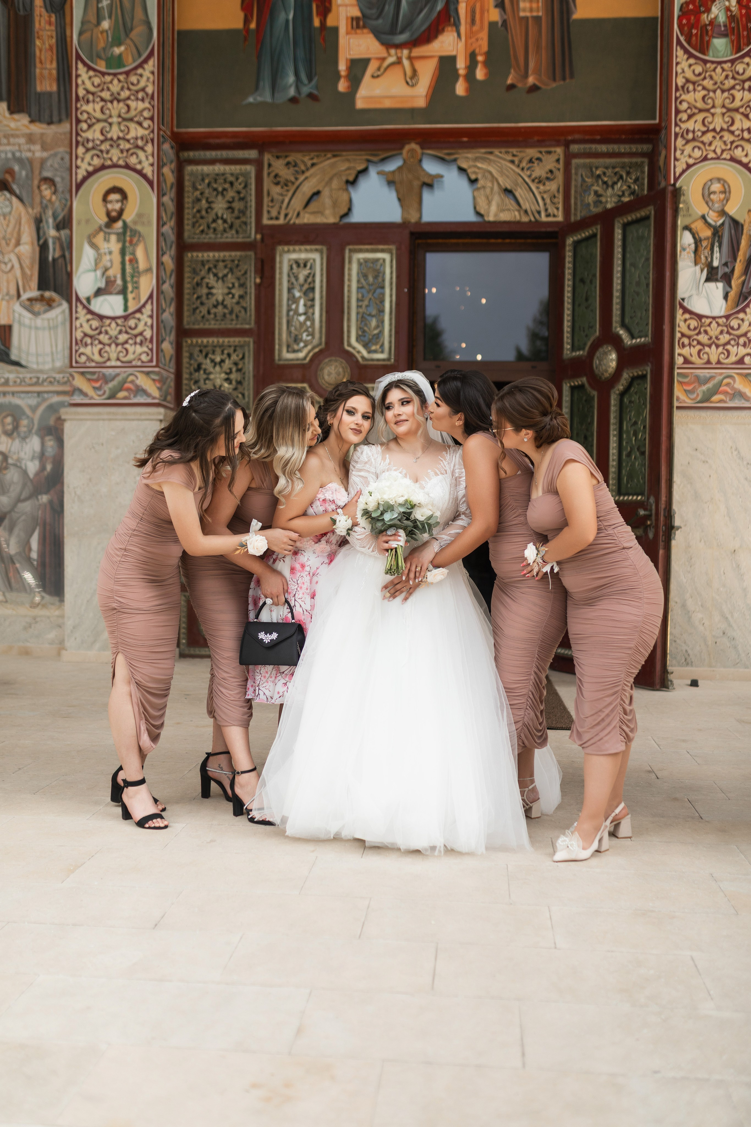 Oana & Andrei. Vlad Aconstantinesei Photographer