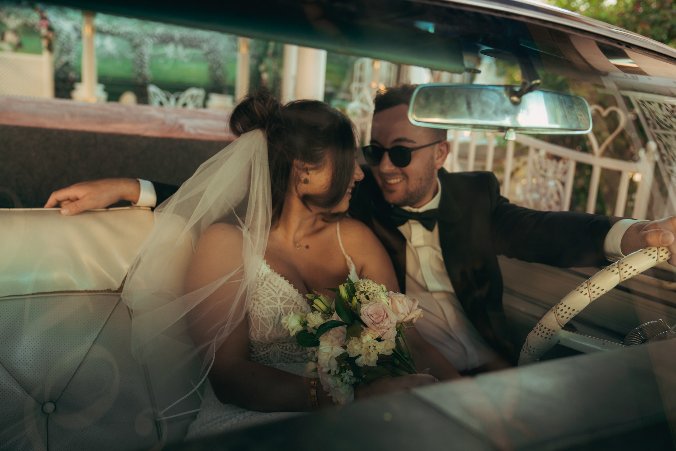 Georgia&Kyran. Wedding & elopement photographer Viktoriya Kravtsov. Las Vegas