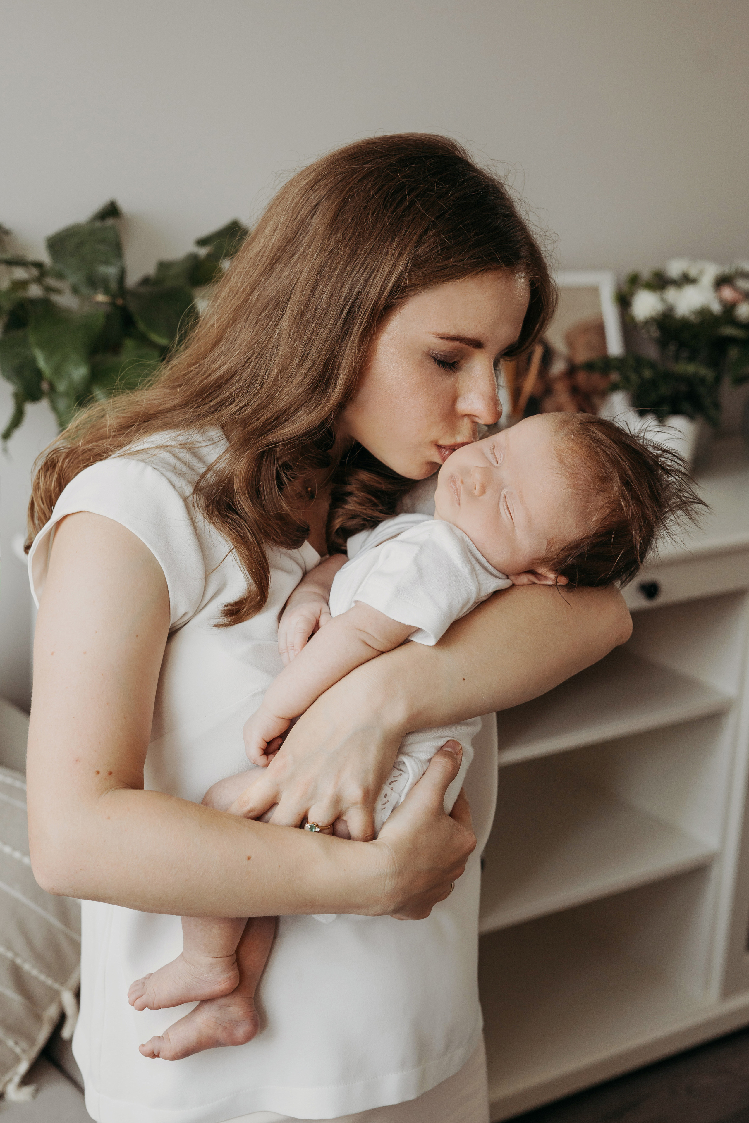 Аня и Эмилия (2 месяца и 2 годика). Фотограф новорожденных и детей первого года Евгения Михалькевич