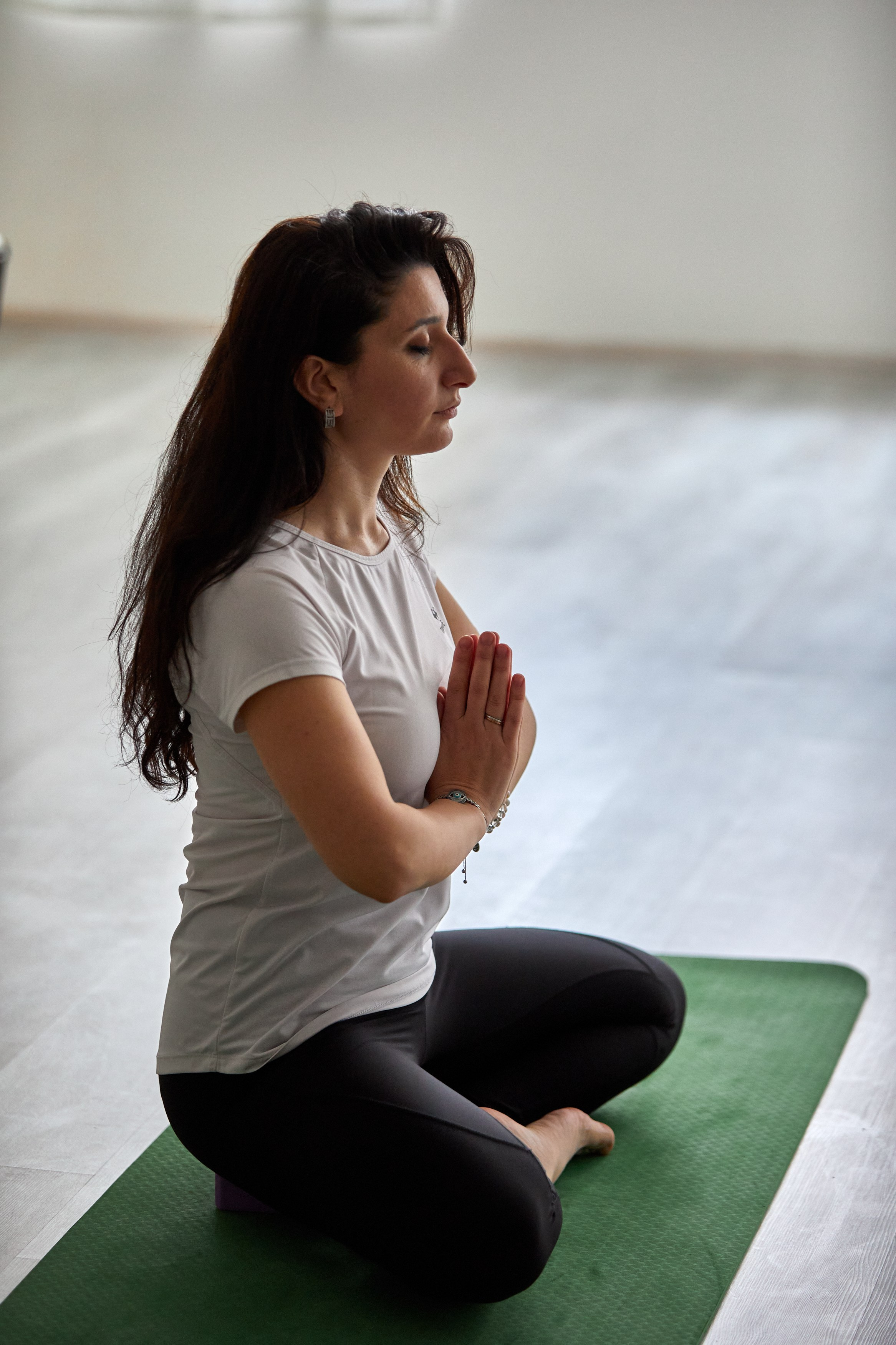 Практика в Yoga Shahi Center. Photographer in Baku Kamran Enceladus