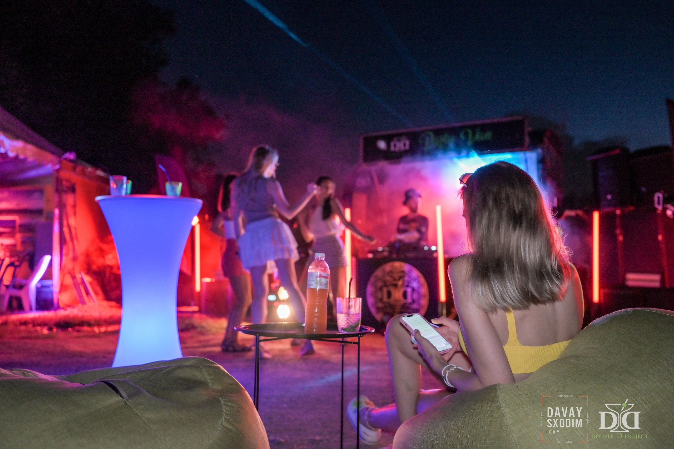 Вечеринка на аэродроме | Фоторепортаж | Афиша | DAVAYSXODIM.com PHUKET. АФИША|ФОТОРЕПОРТАЖИ|ИВЕНТЫ|ПХУКЕТ