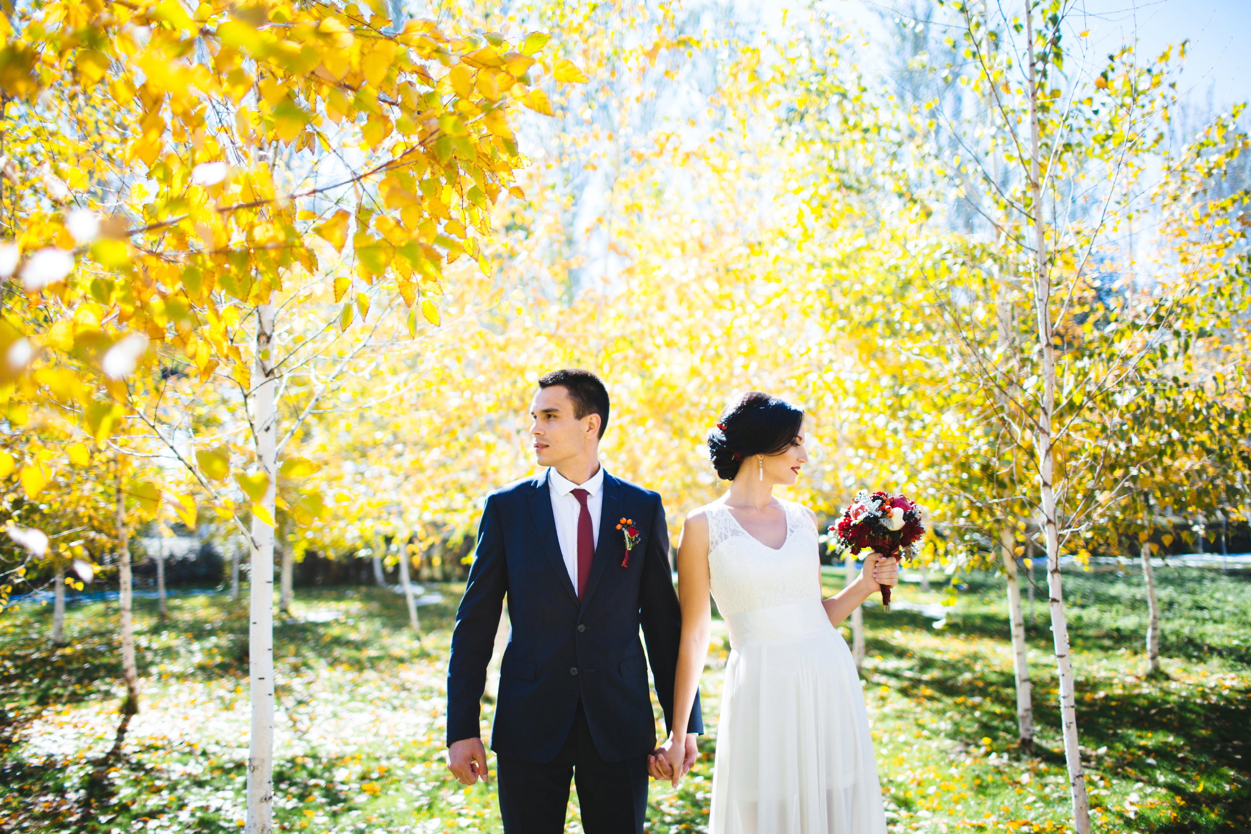 Свадебная фотосессия в Хижине дяди Тома. Фотограф в Бишкеке Оксана Шувалова