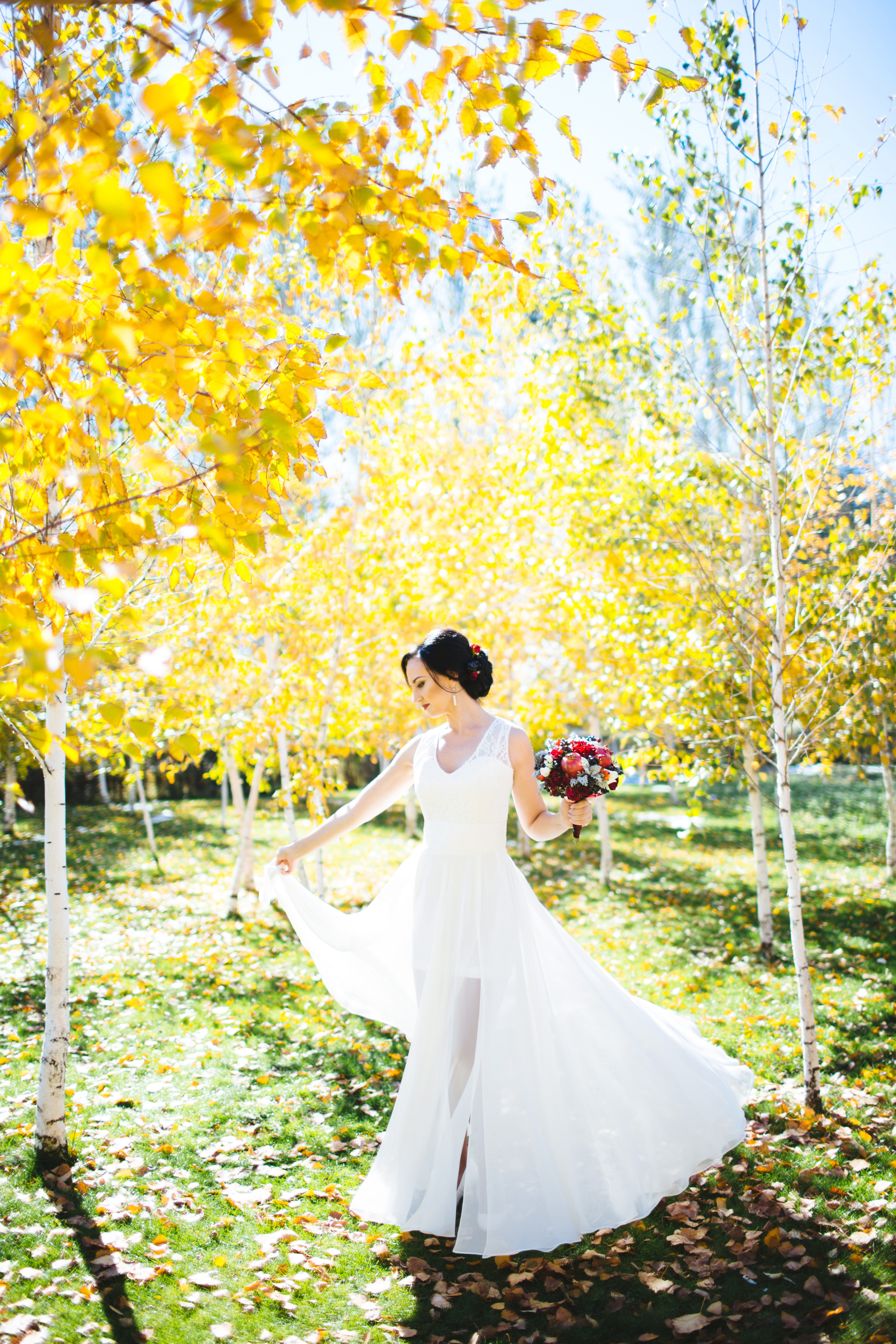 Свадебная фотосессия в Хижине дяди Тома. Фотограф в Бишкеке Оксана Шувалова