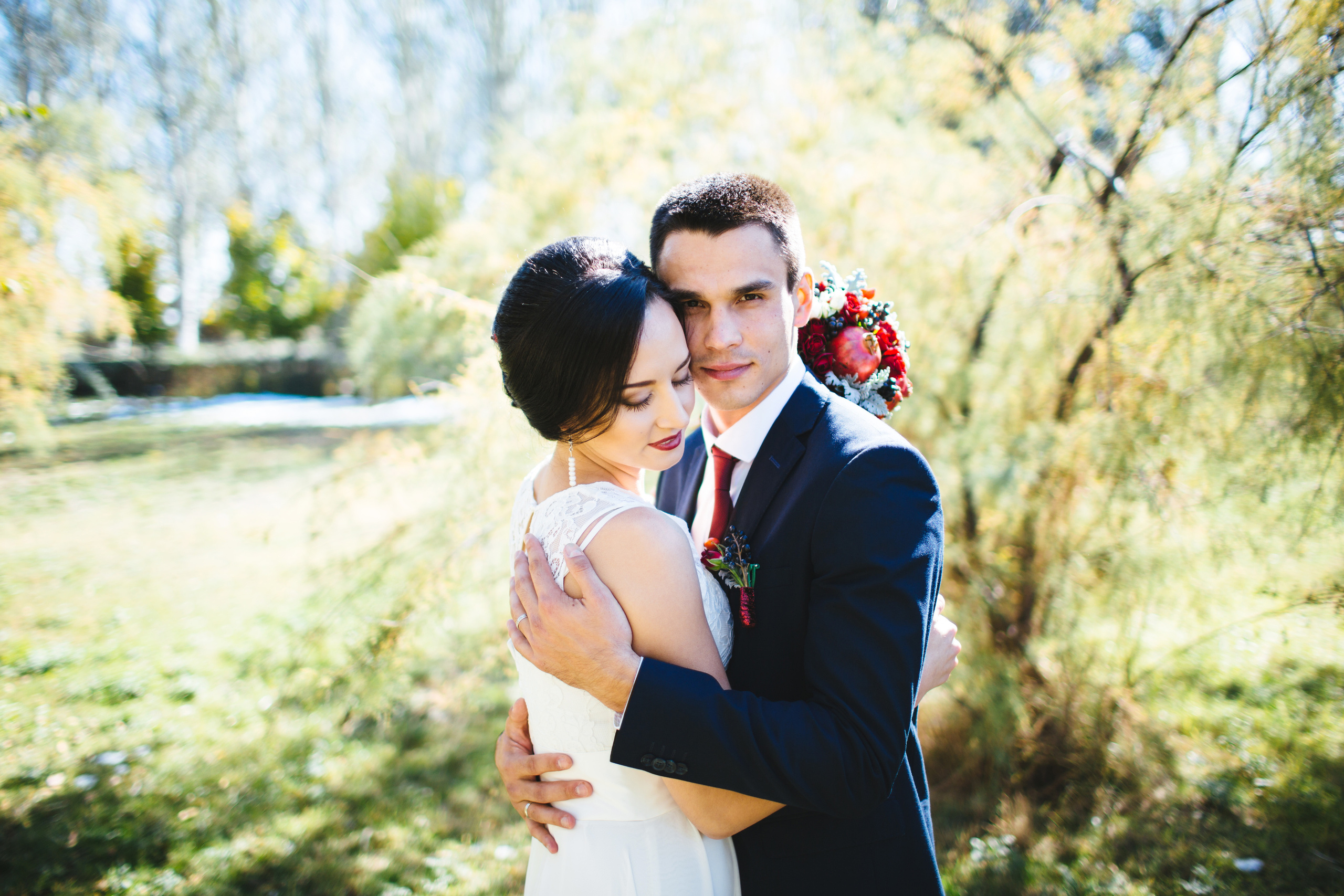 Свадебная фотосессия в Хижине дяди Тома. Фотограф в Бишкеке Оксана Шувалова