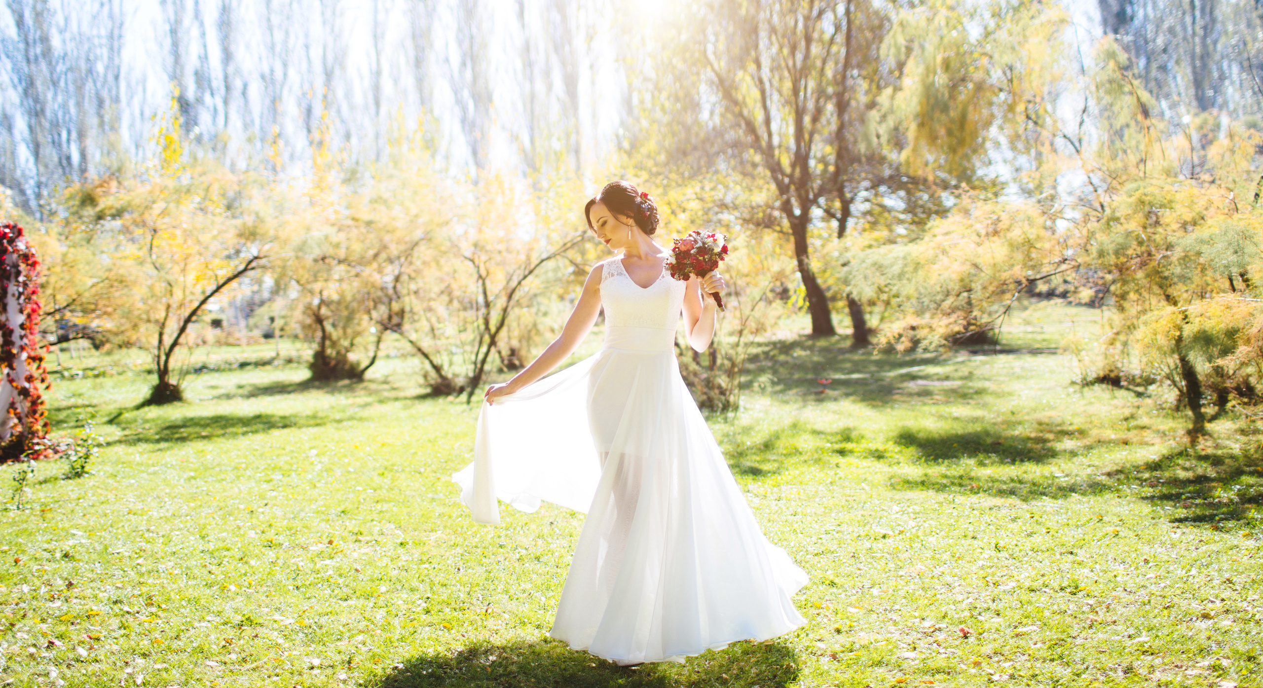 Свадебная фотосессия в Хижине дяди Тома. Фотограф в Бишкеке Оксана Шувалова