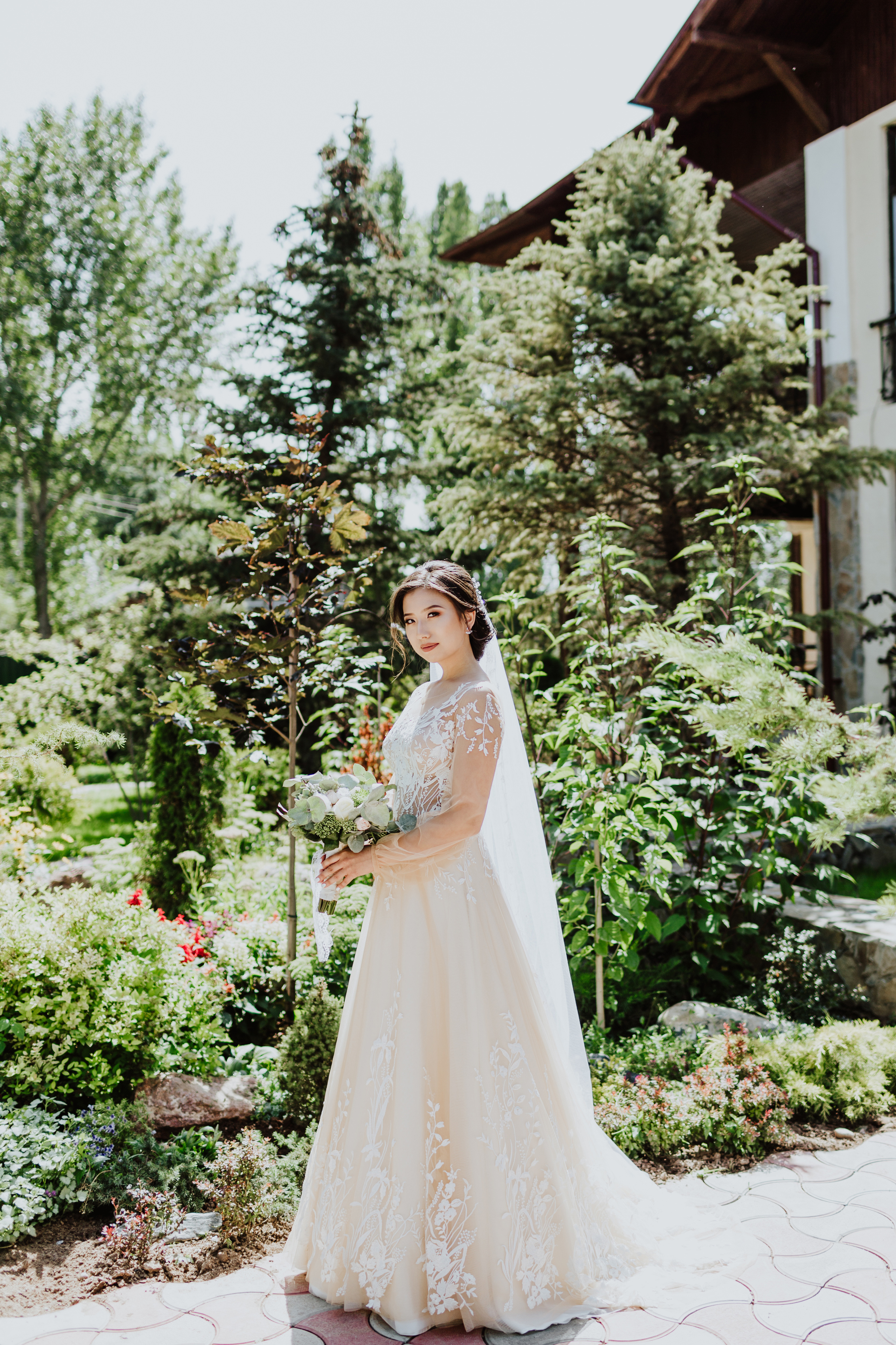 Свадьба на Иссык-Куле в пансионате Марко Поло. Фотограф в Бишкеке Оксана Шувалова