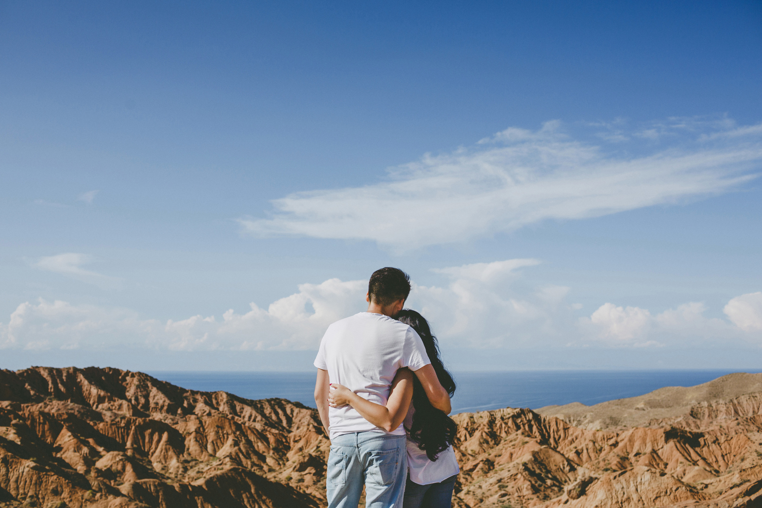 Красивая Лав стори на Иссык-Куле. Фотограф в Бишкеке Оксана Шувалова