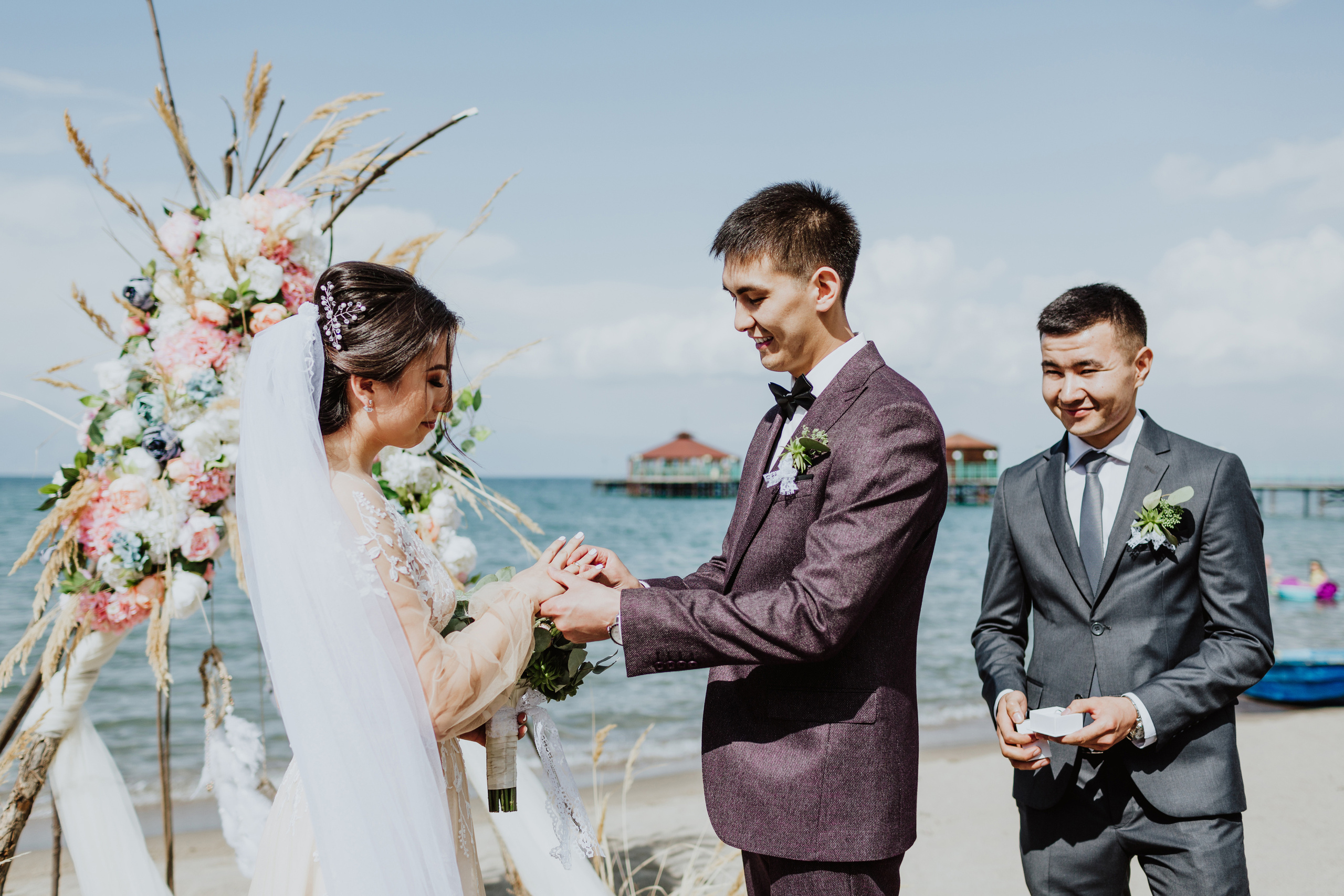 Свадьба на Иссык-Куле в пансионате Марко Поло. Фотограф в Бишкеке Оксана Шувалова