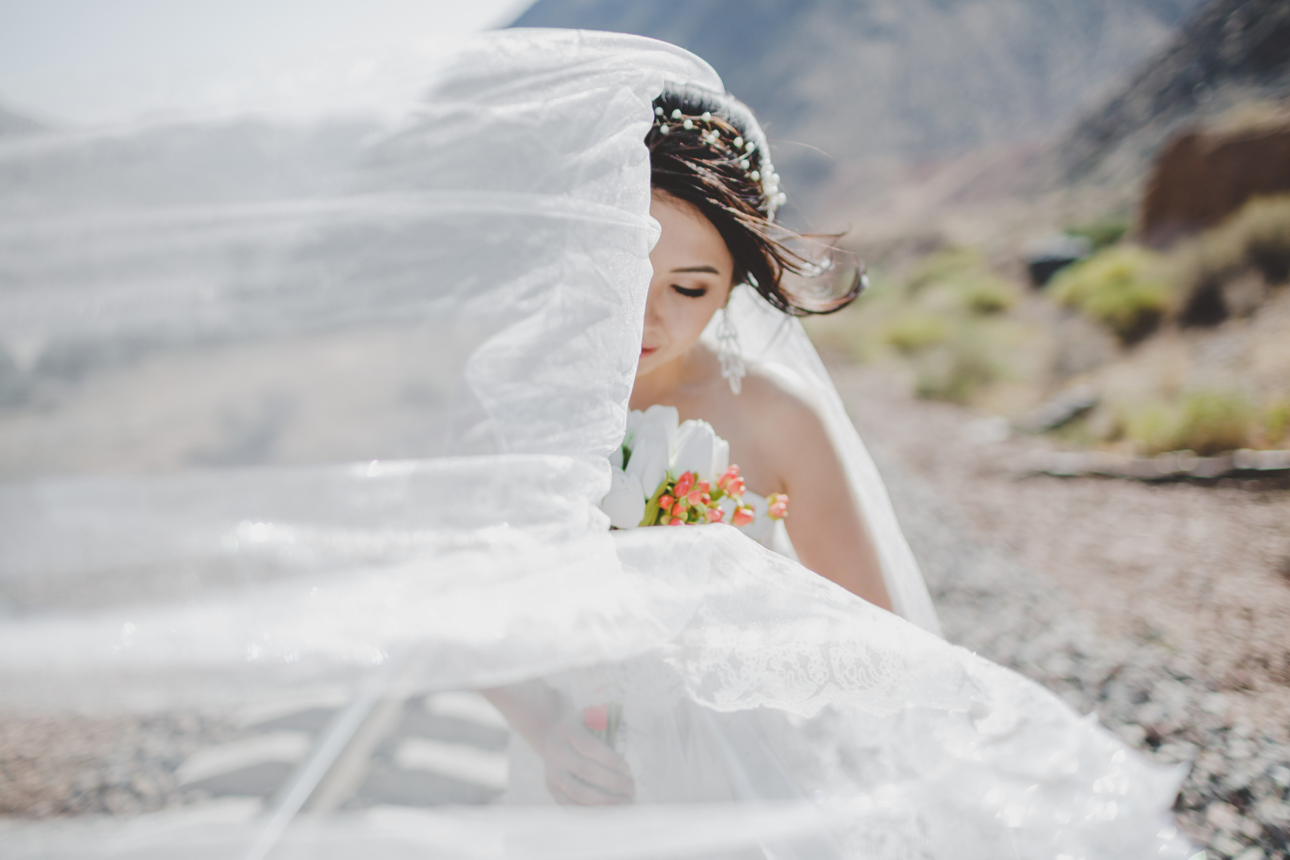 Свадебная фотосессия на природе возле Орто-Токоя. Фотограф в Бишкеке Оксана Шувалова